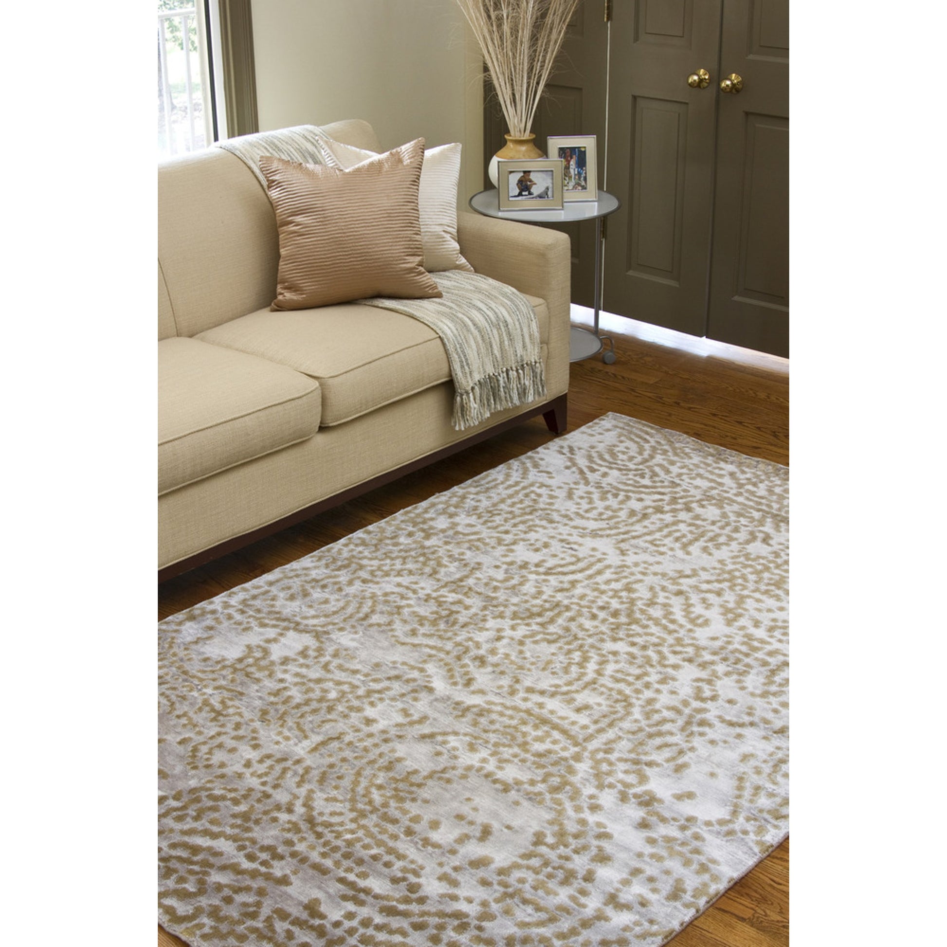 Shibui SH-1208 Indoor/Outdoor Rug by Surya. Made from 100% semi-worsted new zealand wool in a unique style.