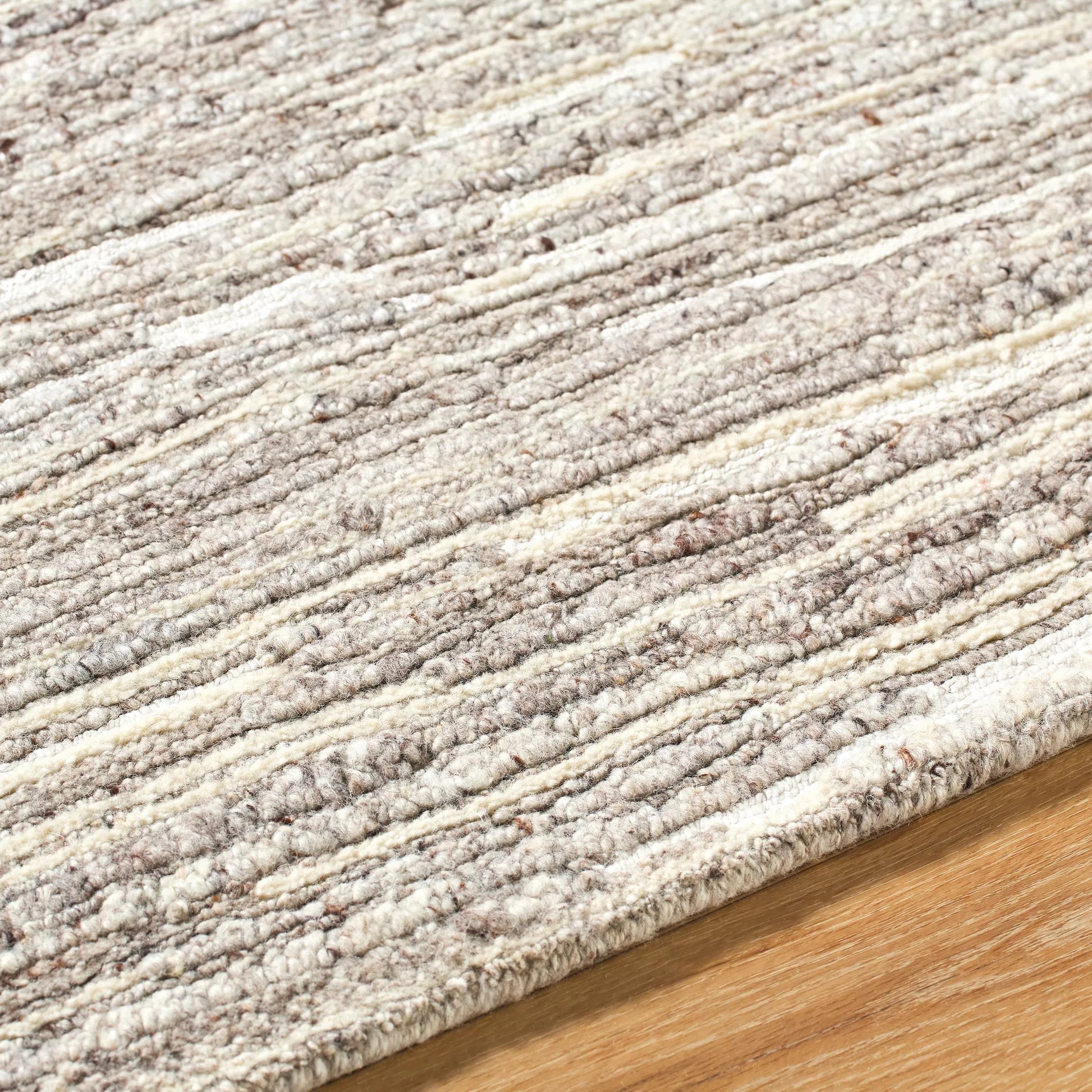 Shaquille SHQ-2300 Rug by Surya. Made from wool, viscose in a unique style.