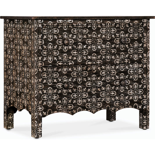 Americana Two-Drawer Nightstand by Hooker Furniture in black and molasses finish. Made from oak veneers in a cottage & farmhouse style.