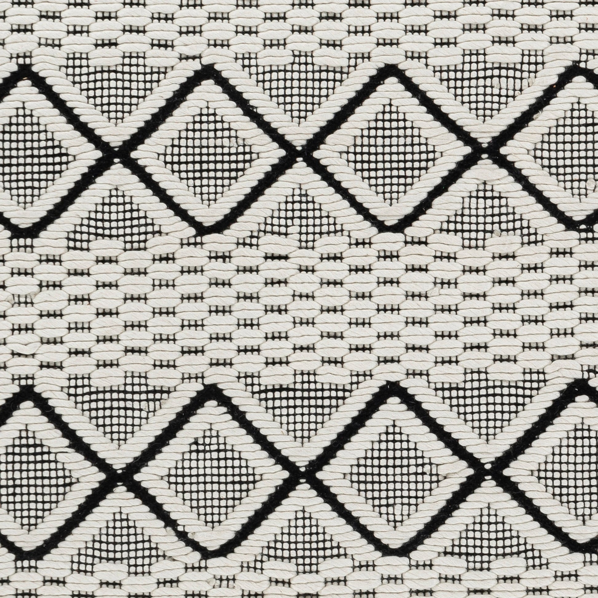 Saint Clair SIC-2301 Rug by Surya in black, cream. Made from 100% new zealand wool in a unique style.