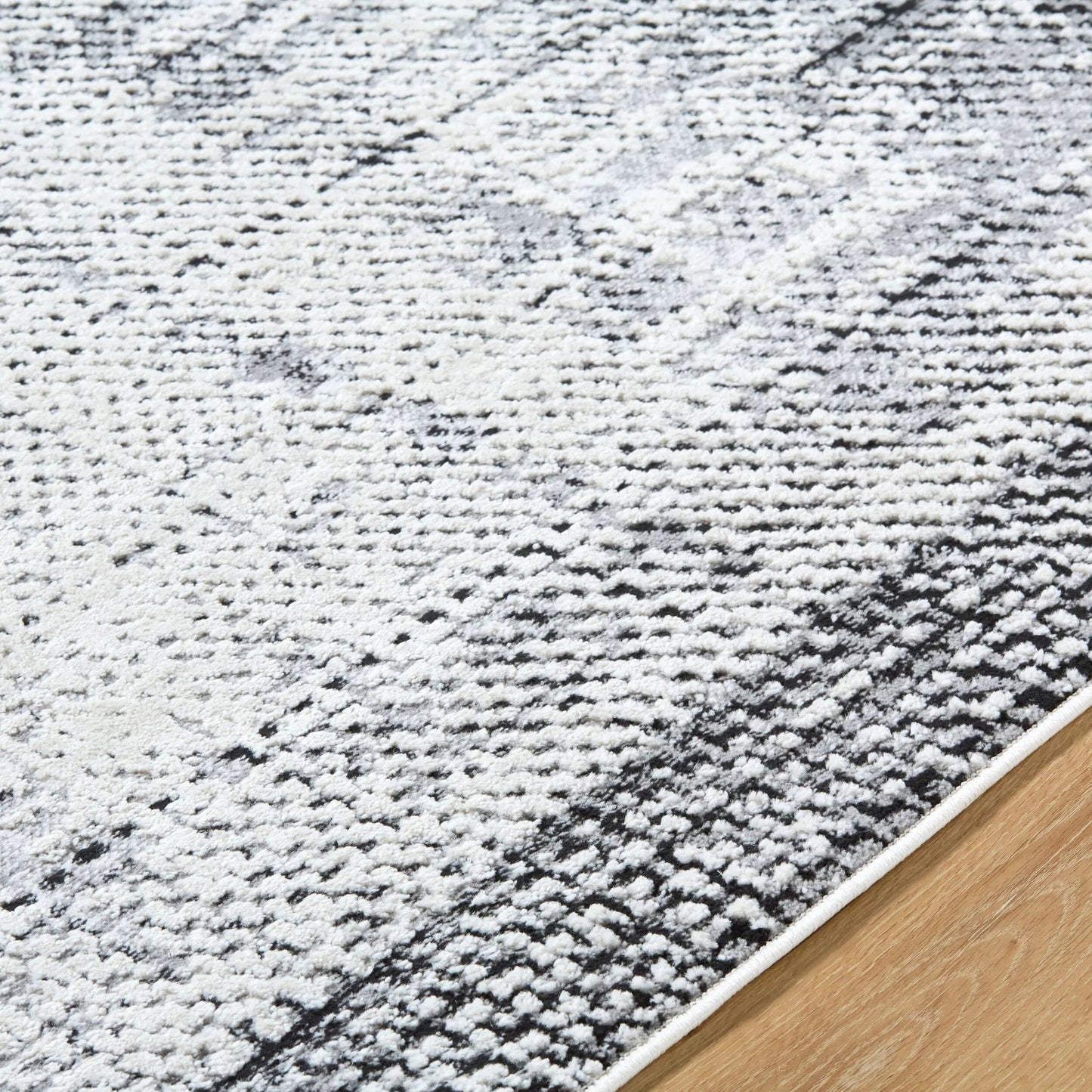 005 SI-2169018,SI-2169019 | Closeup | Siyah Rug - 537397 by Livabliss. Made from polyester, polypropylene in a unique style.