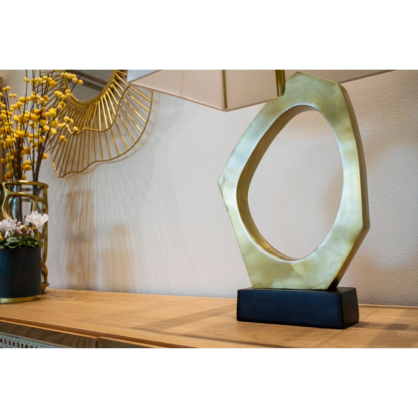 004 SI-2325240 | Lifestyle | Skye Celestial Lamp by LH Imports in brass, black, off white and brass. Made from iron, aluminium, cotton in a unique style.