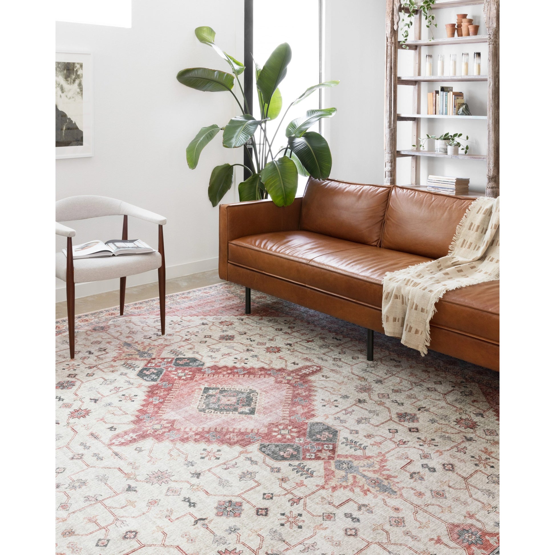 Skye SKY-02 Rug by Loloi. Made from 100% polyester in a traditional style.