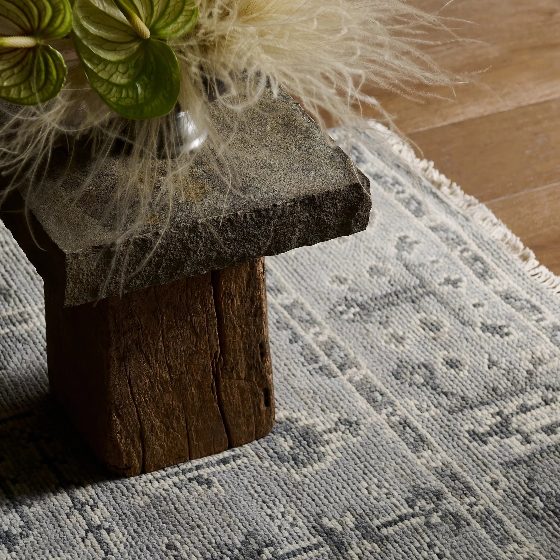 Salinas SLN15 Rug by Jaipur Living. Made from 100% wool in a unique style.