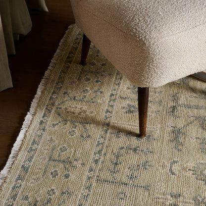 Salinas SLN15 Rug by Jaipur Living. Made from 100% wool in a unique style.