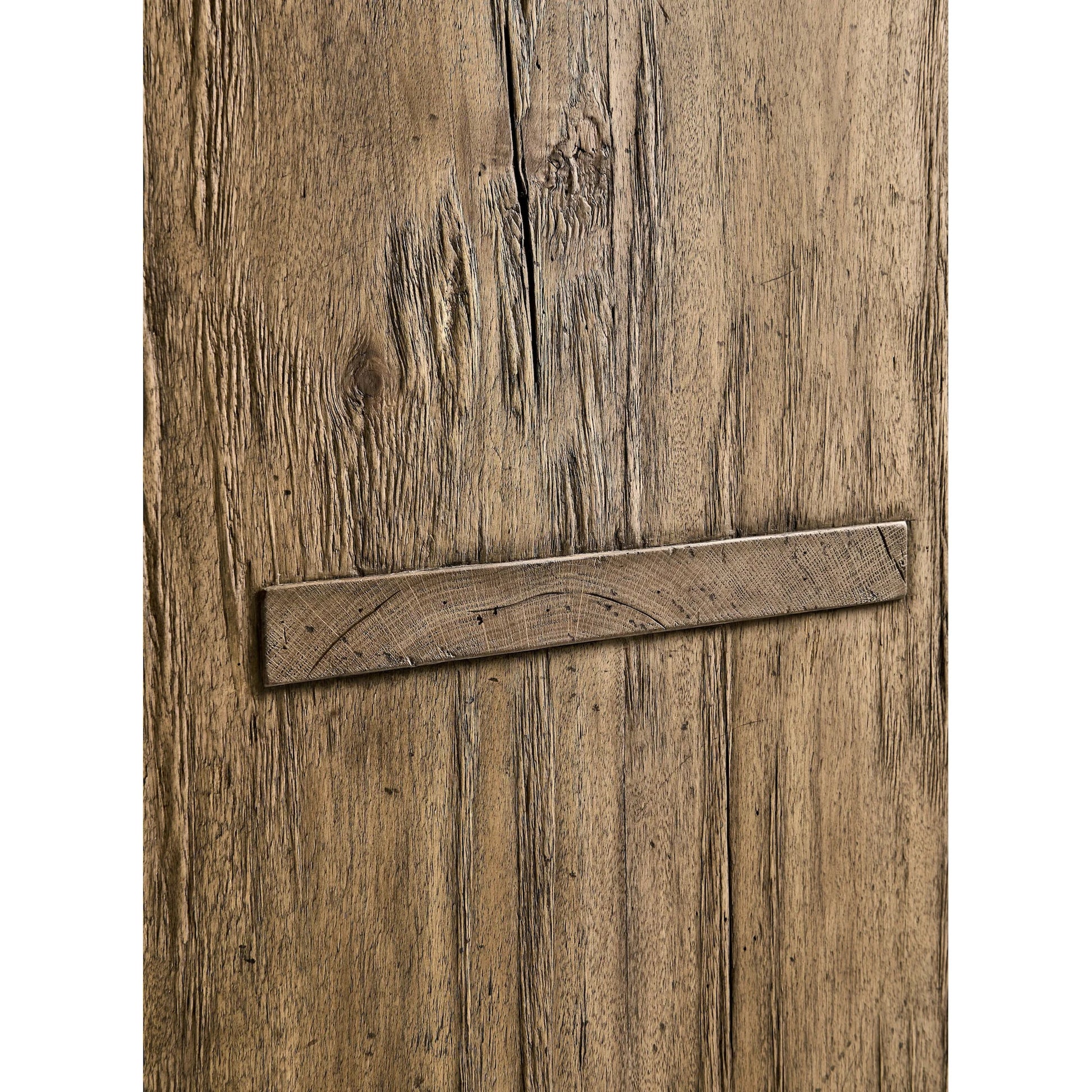 Stone Ridge Etagere by Jonathan Charles in tully light acacia. Made from acacia veneer in a transitional style.