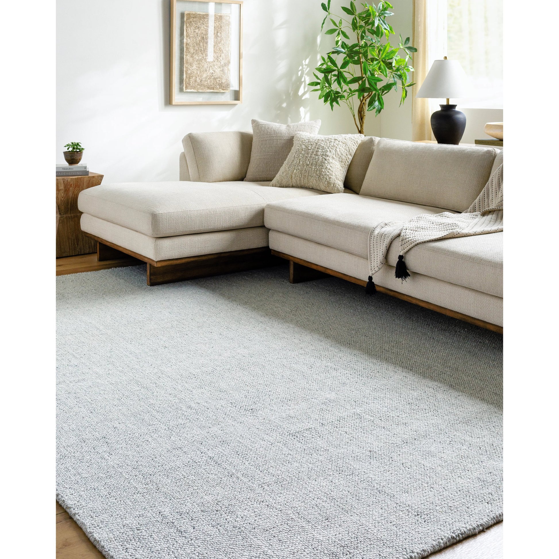 Salome SME-2300 Rug by Livabliss. Made from recycled pet yarn in a unique style.