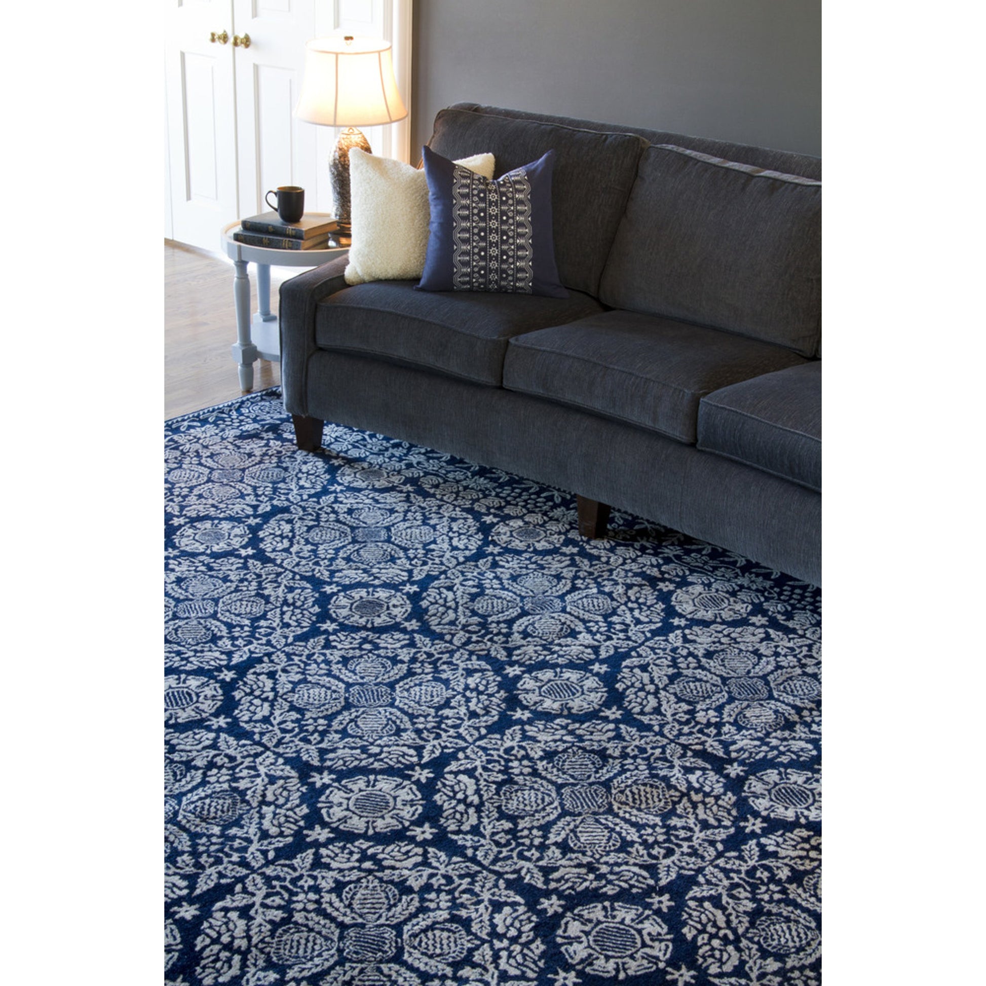 Smithsonian Rug - 1582 by Surya. Made from 100% new zealand wool in a unique style.