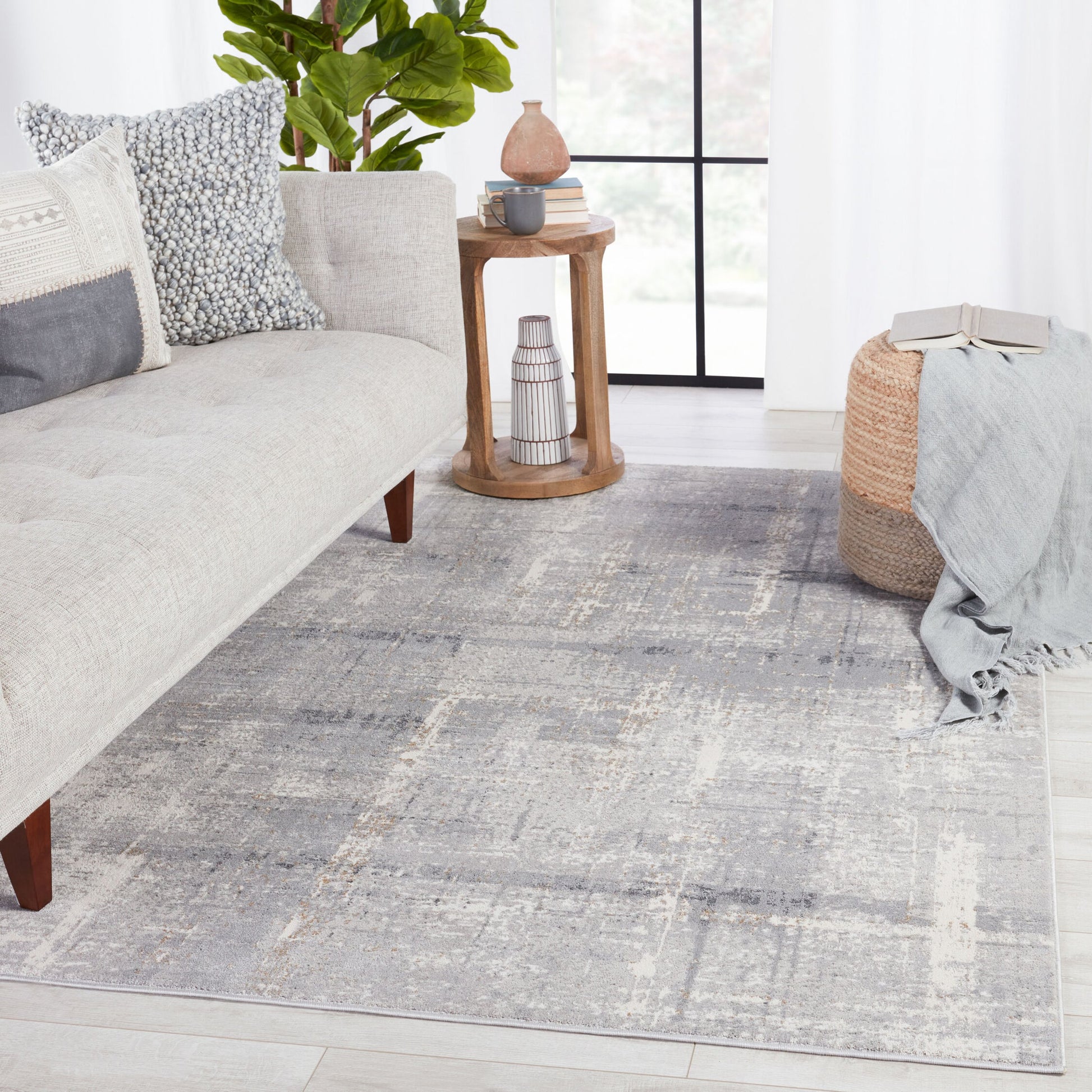 Solace SOC01 Rug by Jaipur Living in light gray, cream. Made from 60% polypropylene, 40% polyester in a unique style.