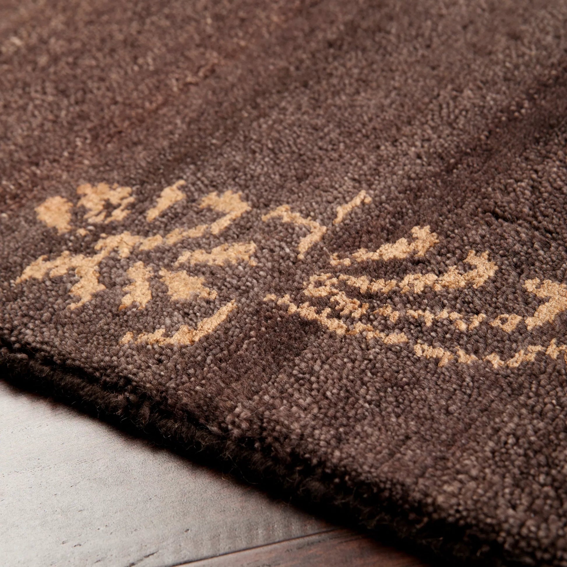 Sonora SON-1043 Indoor/Outdoor Rug by Surya. Made from 100% semi-worsted new zealand wool in a unique style.