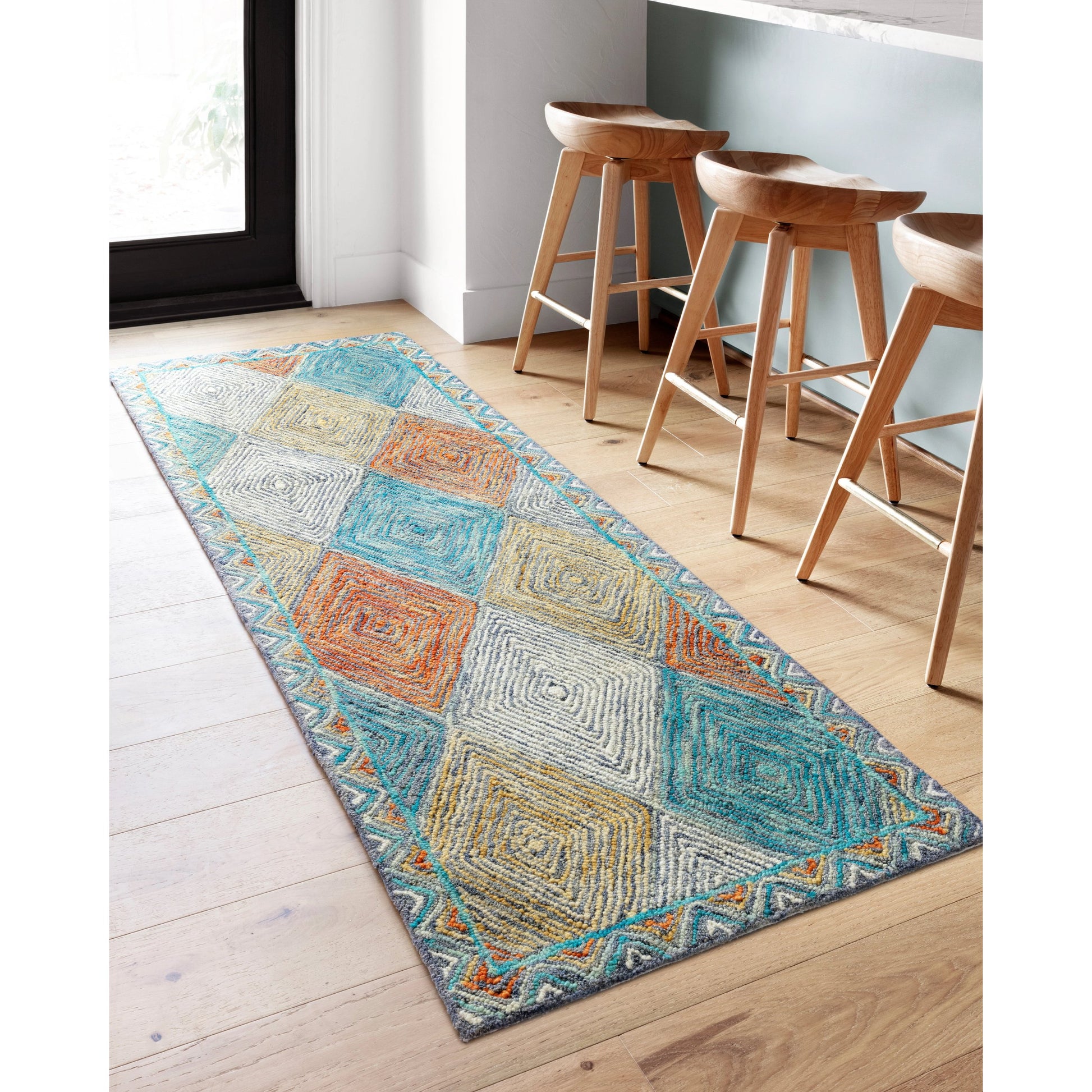 SPE-02 by Loloi. Made from 100% wool in a modern style.