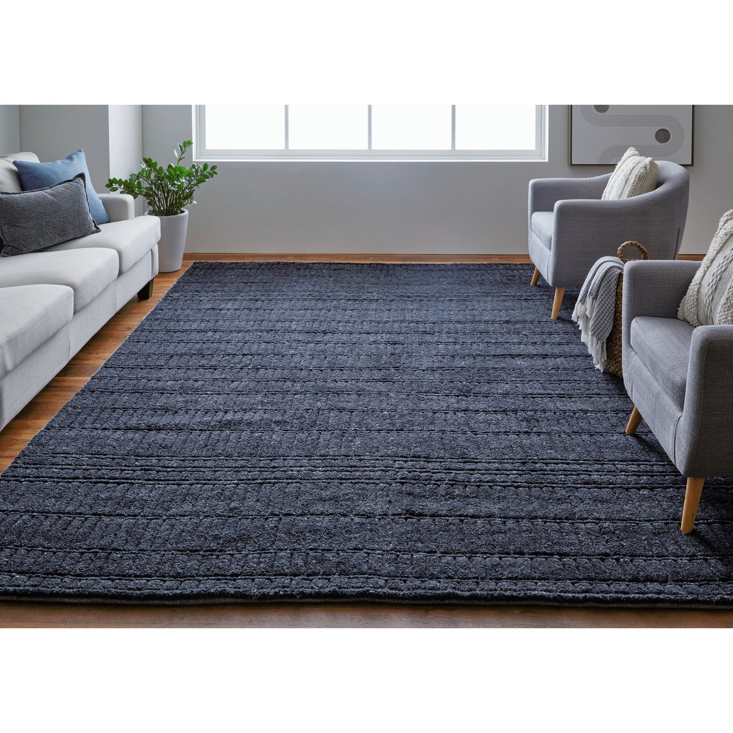 007 SI-2159065,SI-2159066,SI-2159067,SI-2159068,SI-2159071,SI-2159314 | Lifestyle | Vesper Transitional Solid Rug - T20T6036 by Thom Felicia by Feizy Rugs in black. Made from wool in a unique style.