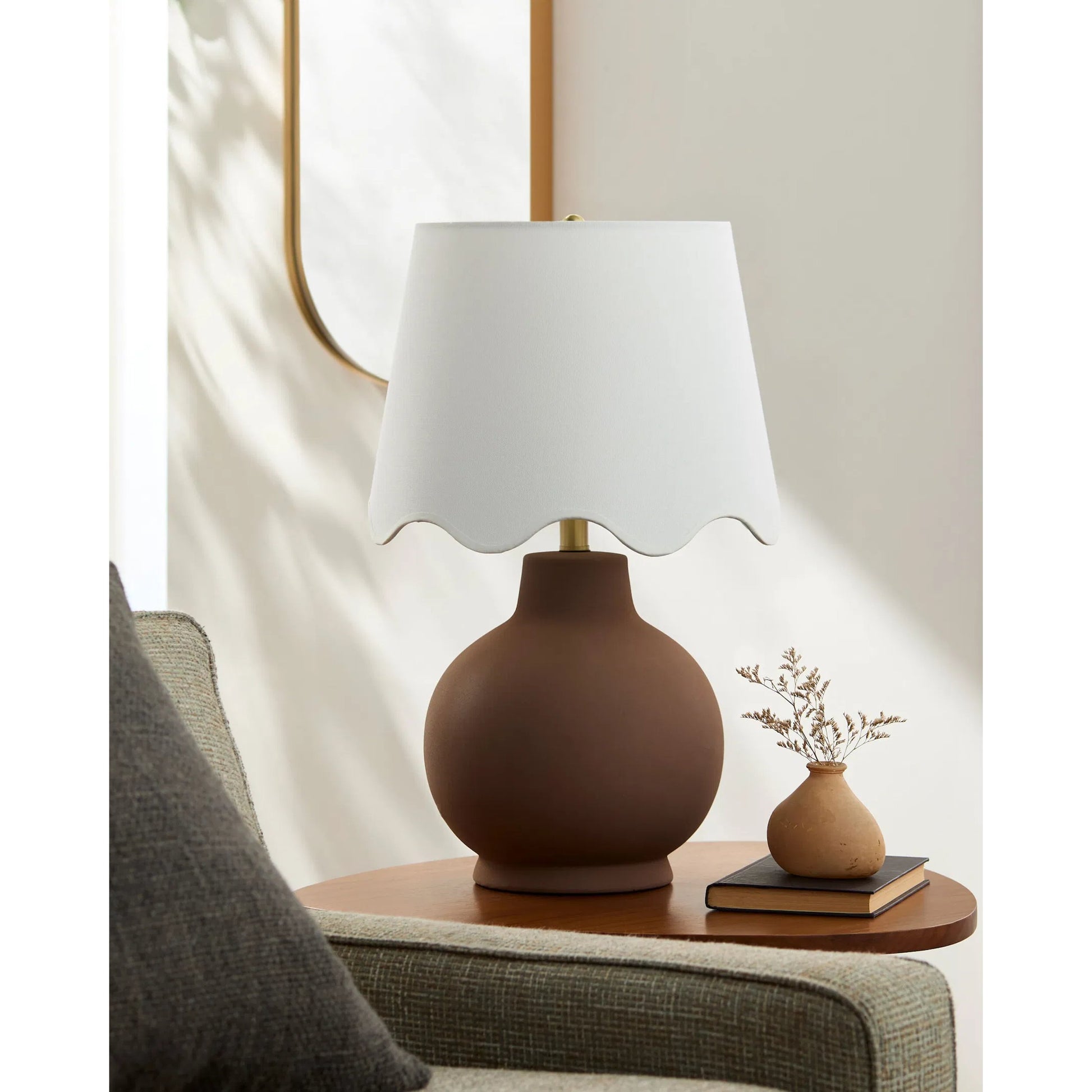 Stella Diminuta Accent Table Lamp with White Shade by Livabliss in painted. Made from ceramic, iron, linen, polyester in a unique style.
