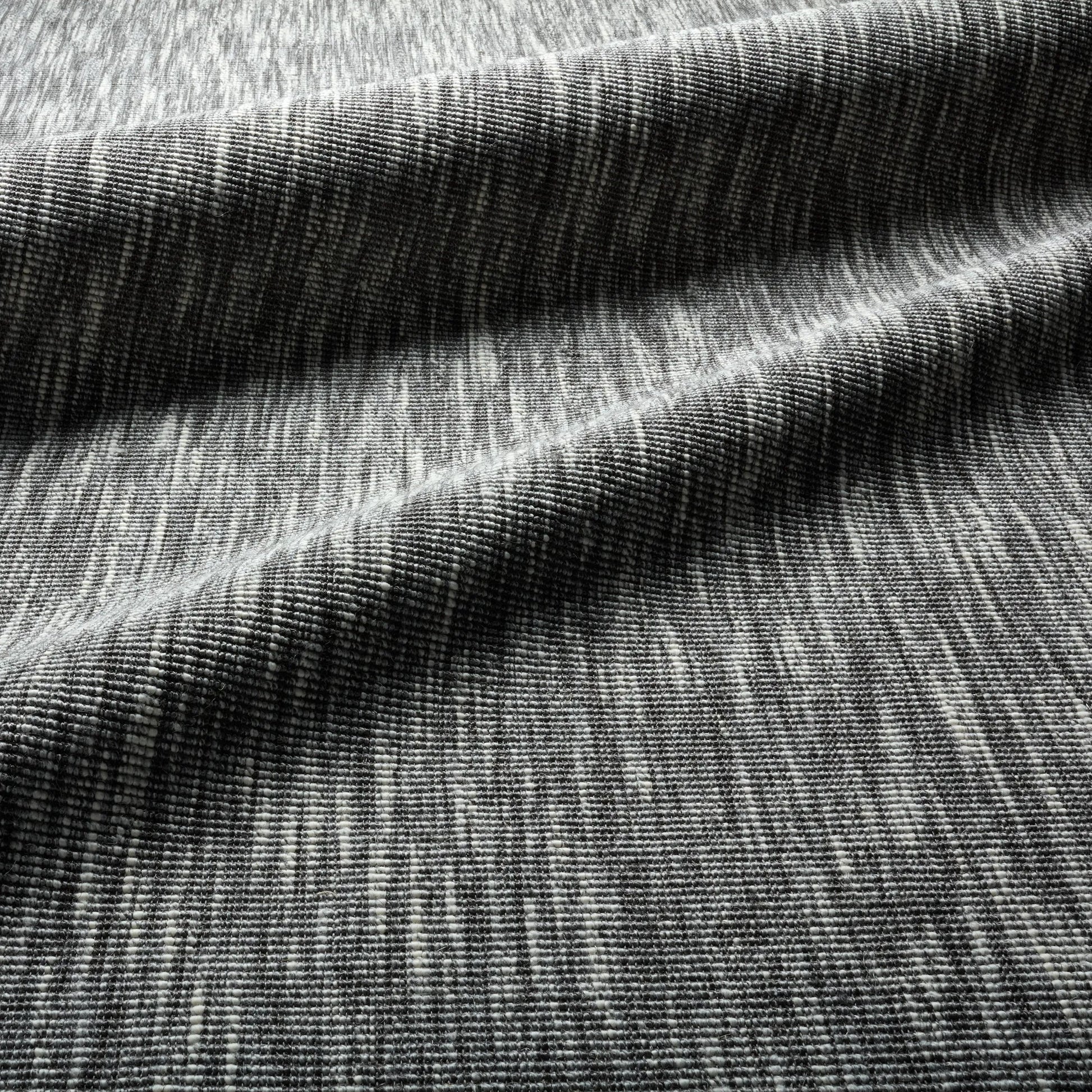 Story Loom STL02 Rug by Jaipur Living in gray. Made from 82% sisal 18% wool in a unique style.