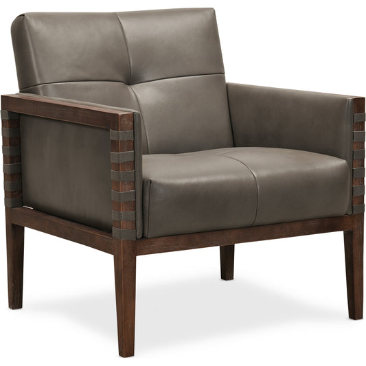 Carverdale Club Chair by Hooker Furniture. Made from leather in a modern style.