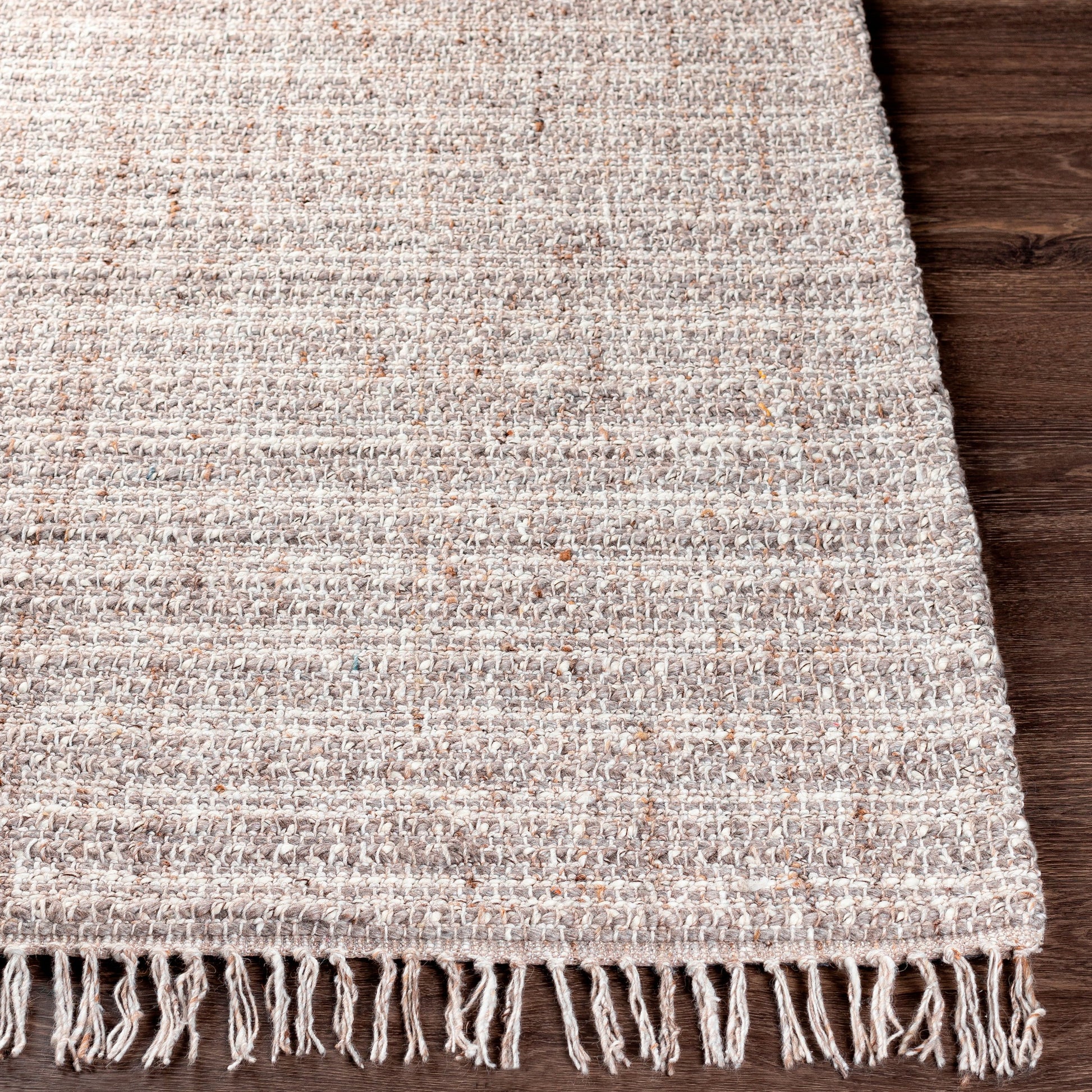 Skywalk SWK-2300 Rug by Surya. Made from 60% wool, 40% polyester in a unique style.