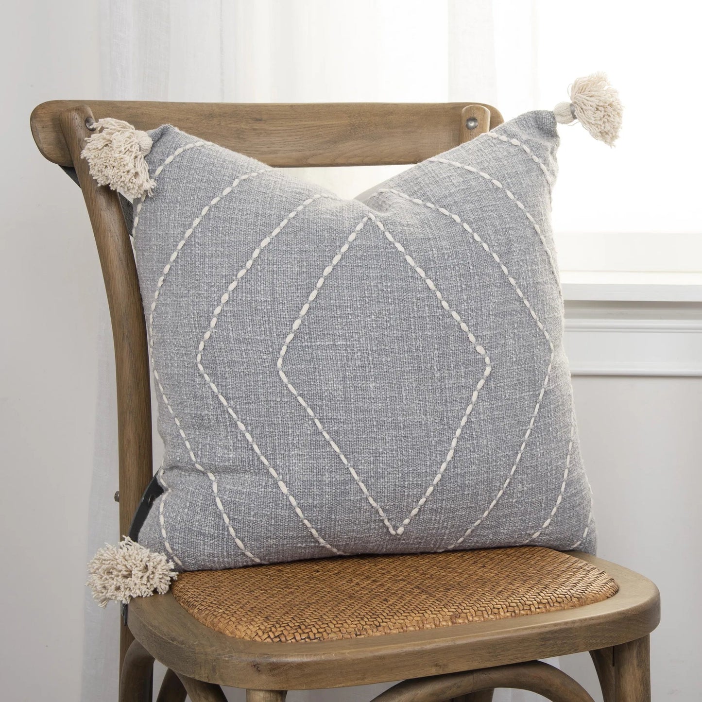 004 SI-2438752 | Lifestyle | Bee Pillow by HedgeApple Essentials in grey. Made from textured cotton in a transitional style.