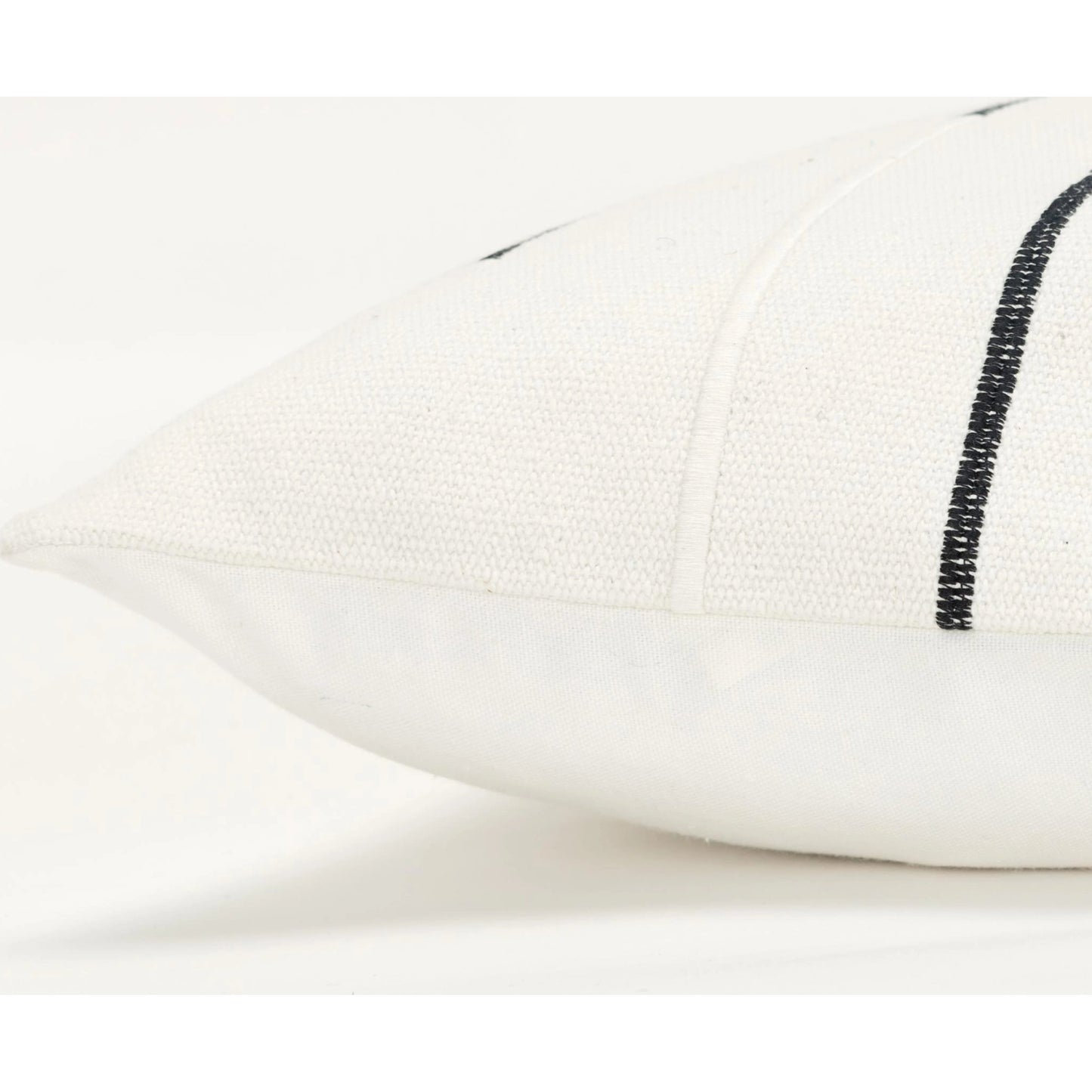 015 SI-2023462,SI-2023467 | Closeup | Grasshopper Pillow by HedgeApple Essentials. Made from cotton in a modern style.