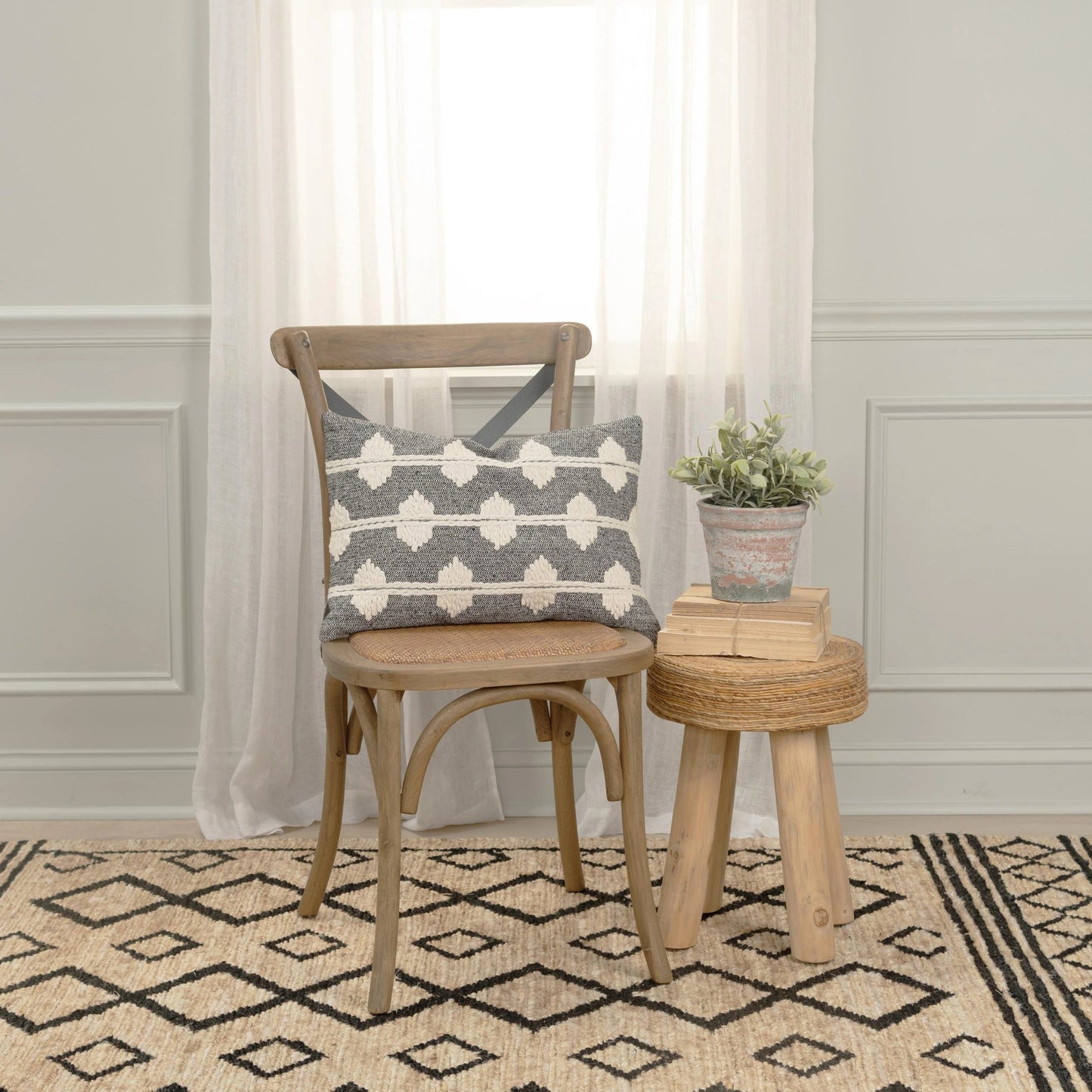 012 SI-2023394,SI-2023400 | Lifestyle | Cape Pillow by HedgeApple Essentials. Made from cotton in a modern style.