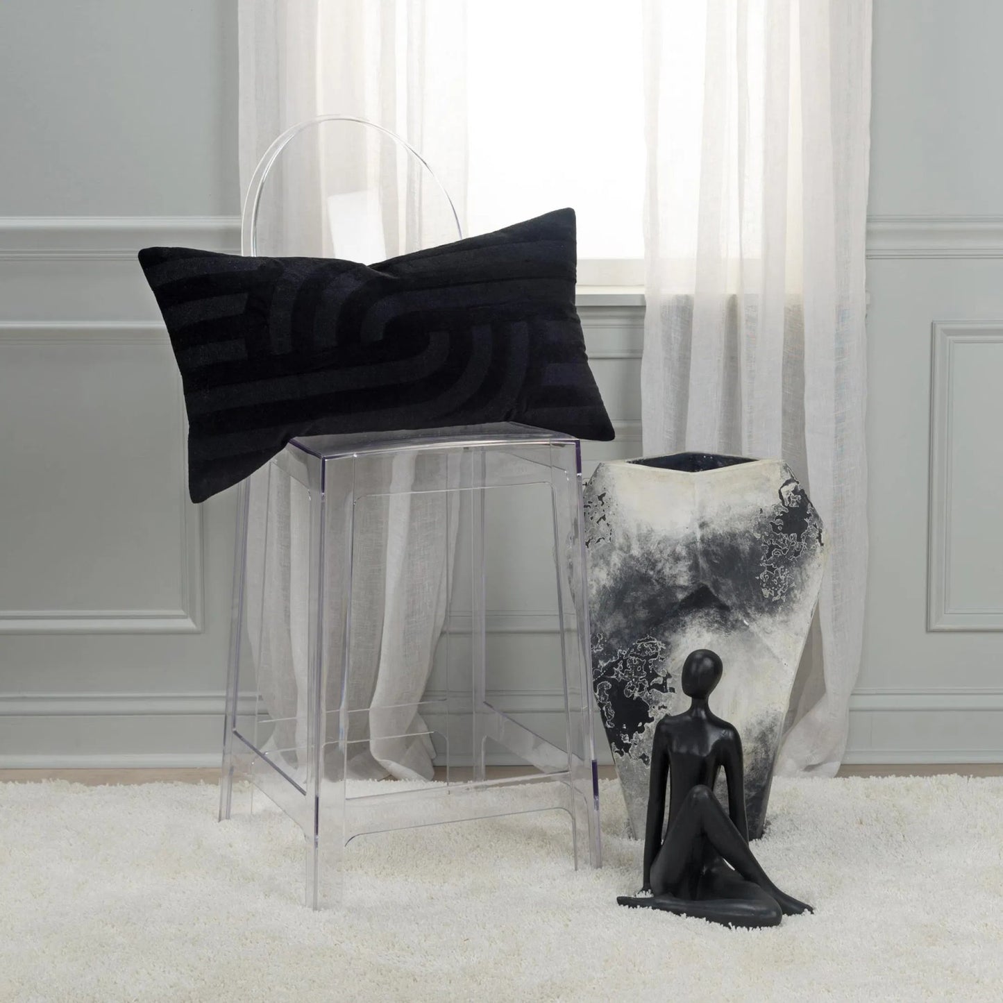 004 SI-2438435 | Lifestyle | Kingery Pillow by HedgeApple Essentials in black. Made from cotton, polyester in a modern style.
