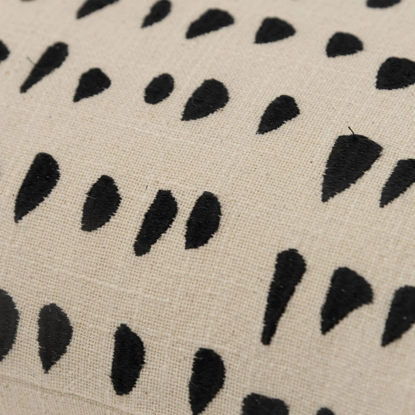 002 SI-2438437 | Closeup | Stearns Pillow by HedgeApple Essentials in black. Made from cotton in a modern style.