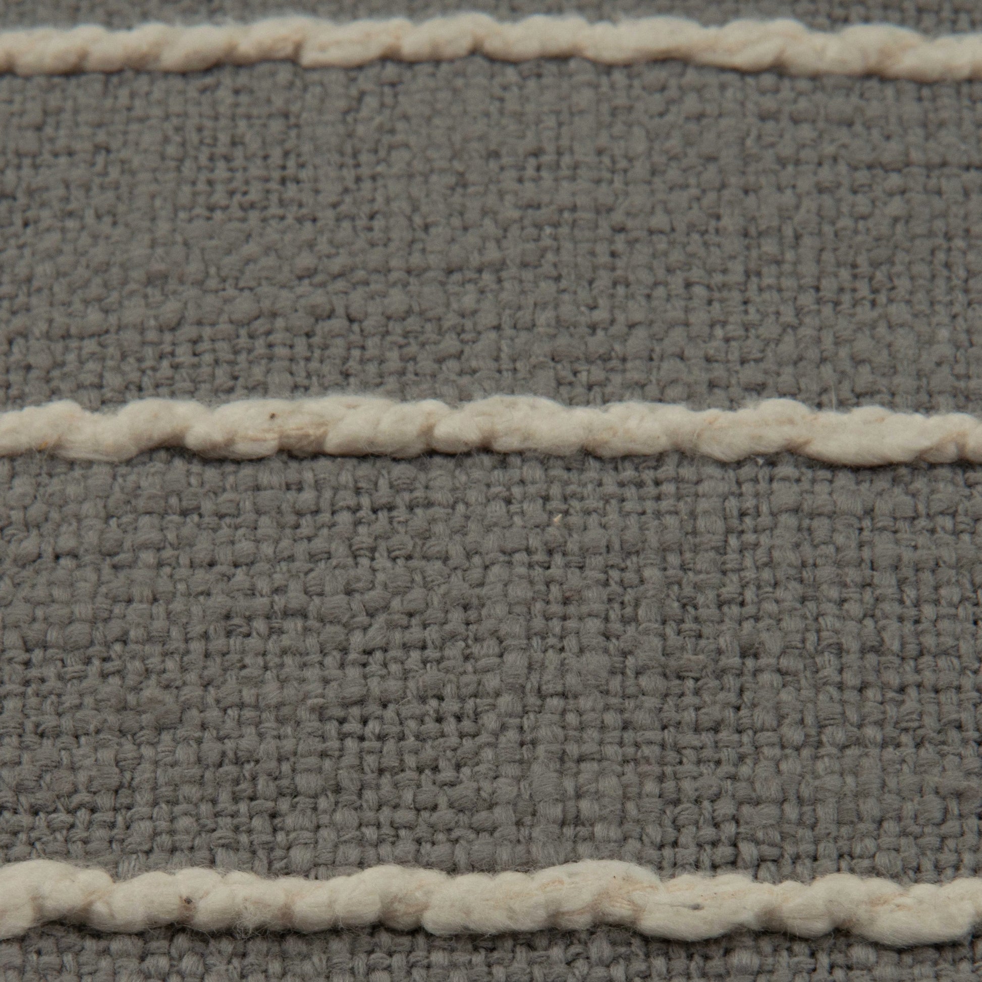 T20466 Pillow by Rizzy Home. Made from polyester, cotton in a modern style.