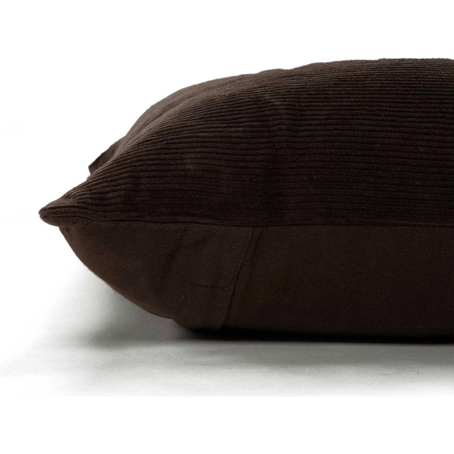 019 SI-2145089,SI-2145094 | Closeup | Kane Pillow by HedgeApple Essentials. Made from cotton in a modern style.