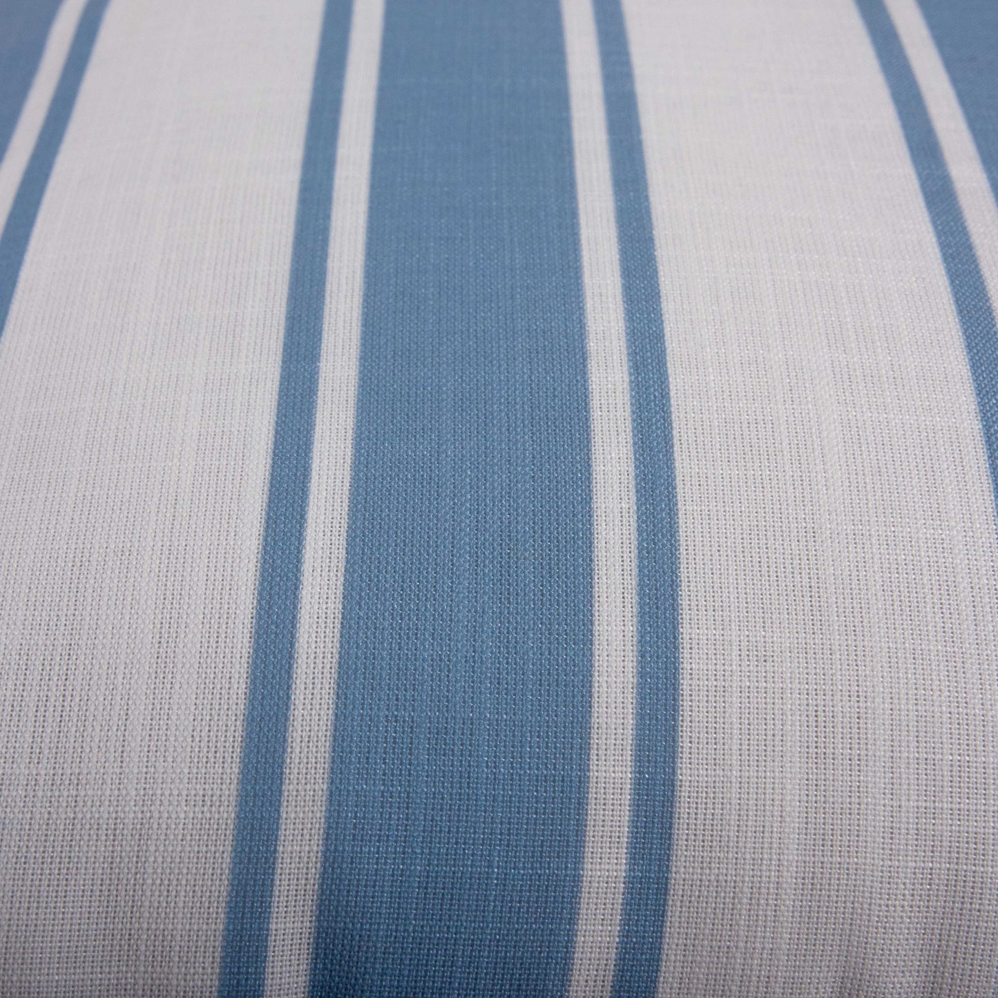 002 SI-2145198,SI-2145200 | Closeup | Kimeo Indoor/Outdoor Pillow by HedgeApple Essentials. Made from polyester slub in a modern style.