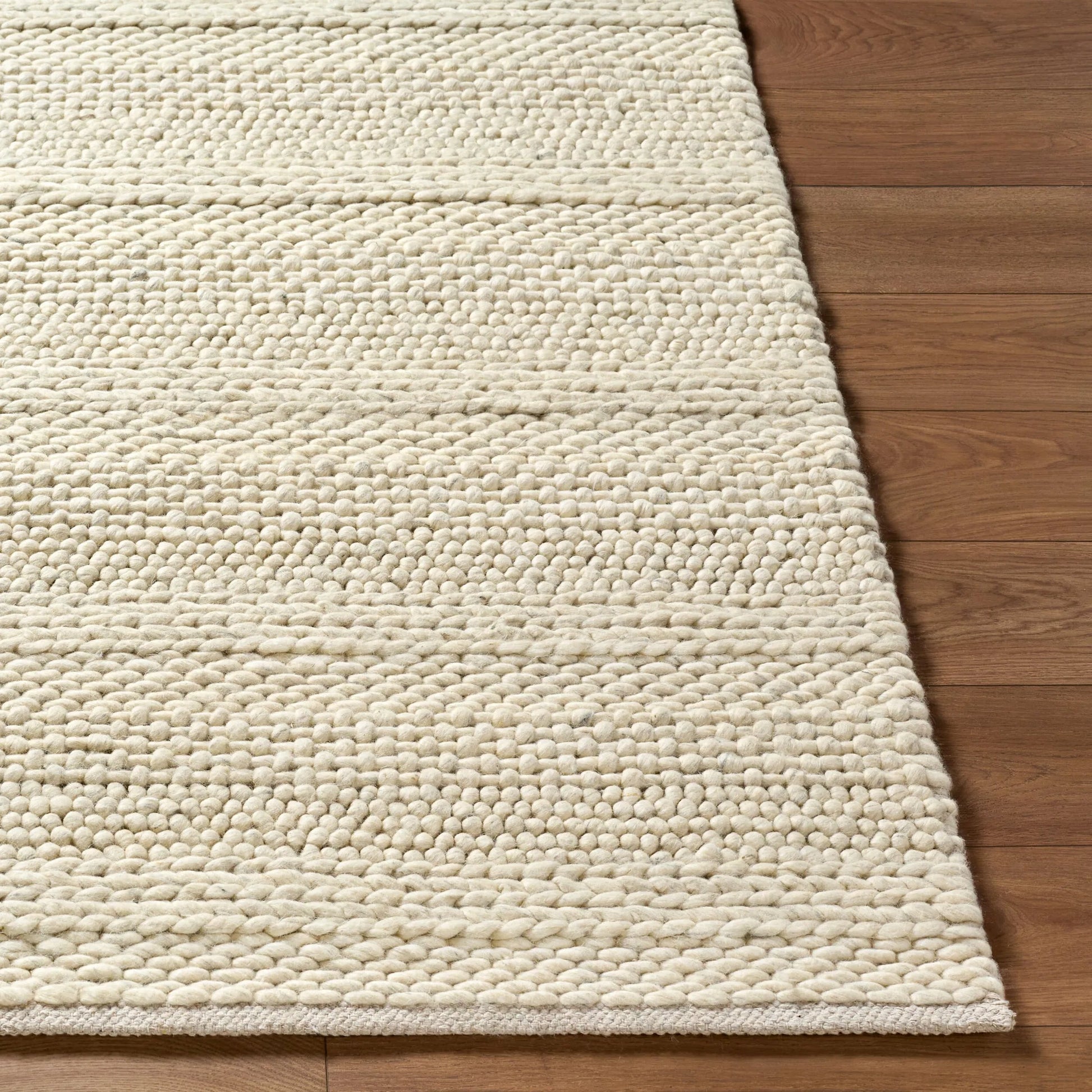 Tahoe II TAHII-3703 Rug by Livabliss. Made from wool in a unique style.