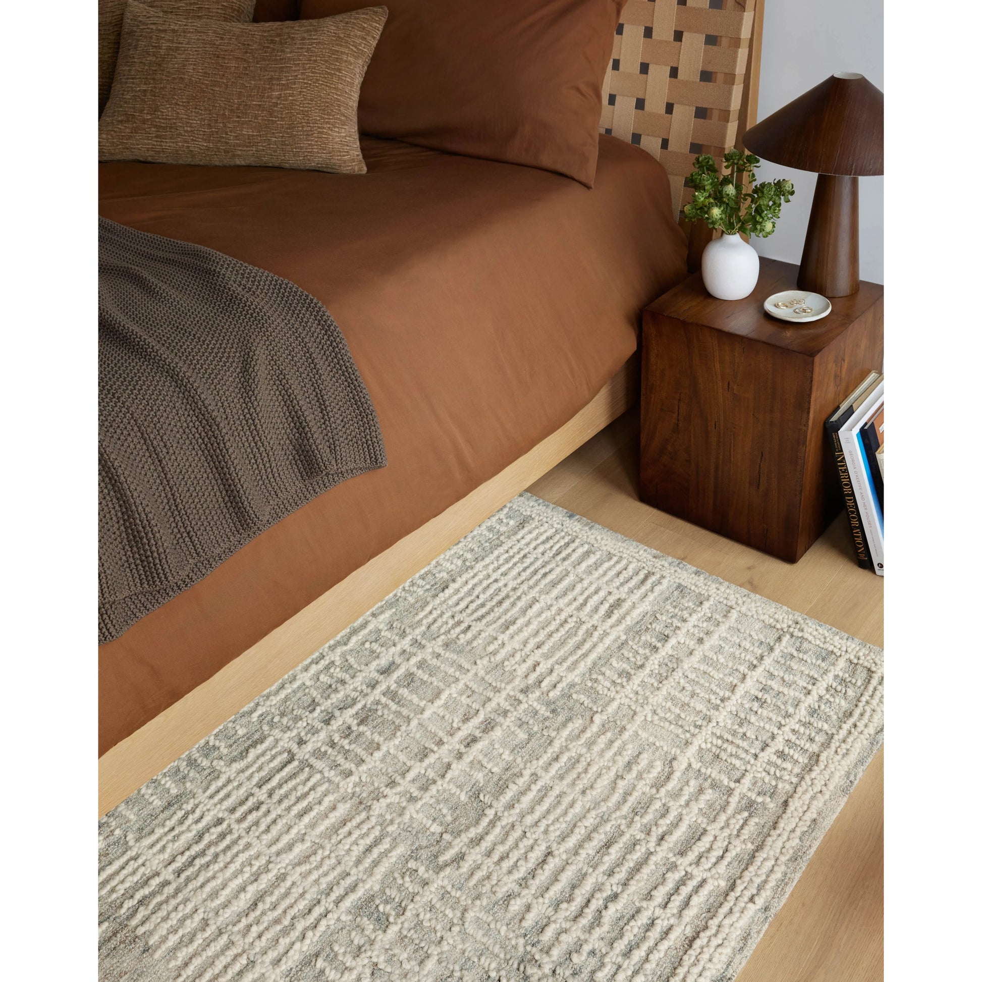 Tallulah TLL-02 Rug by Loloi in mist, ivory. Made from 100% wool in a unique style.