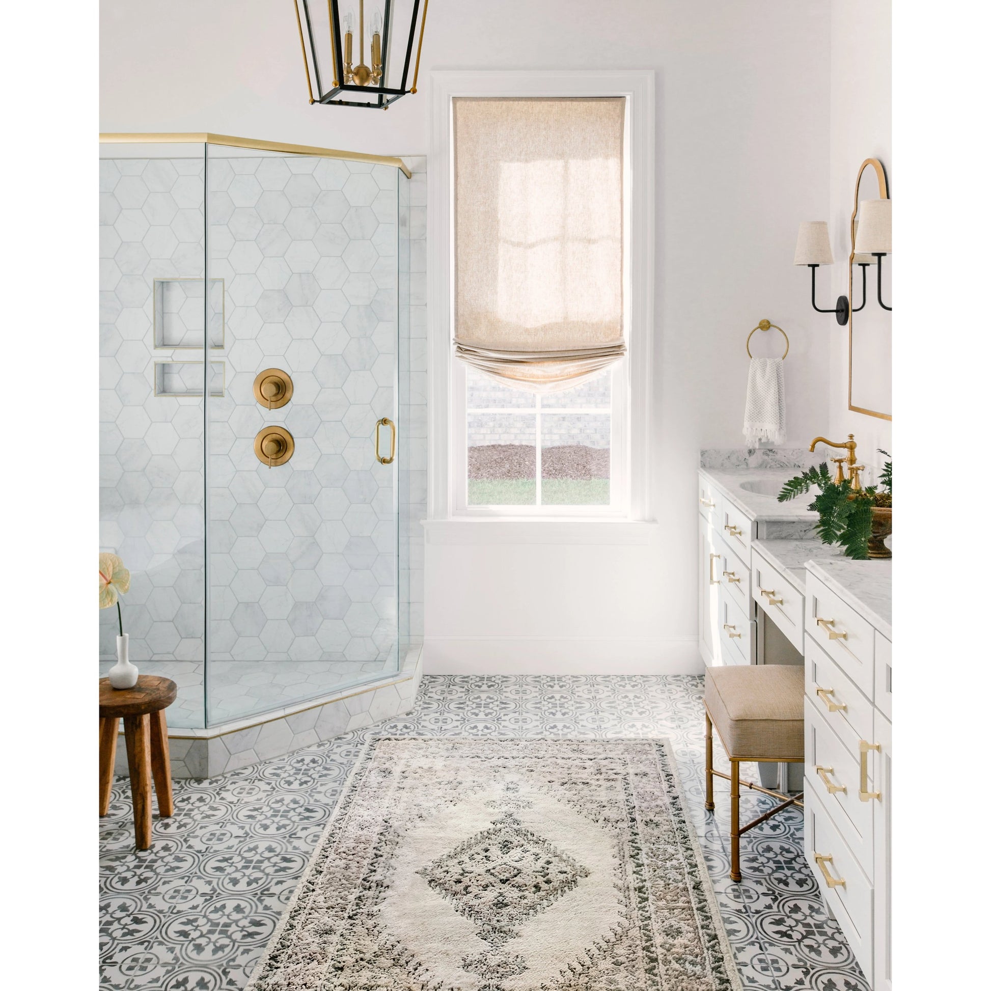 Teagan TEA-02 Rug by Loloi in oatmeal, ivory. Made from high pile: 100% polypropylene, short pile: 100% polyester in a unique style.