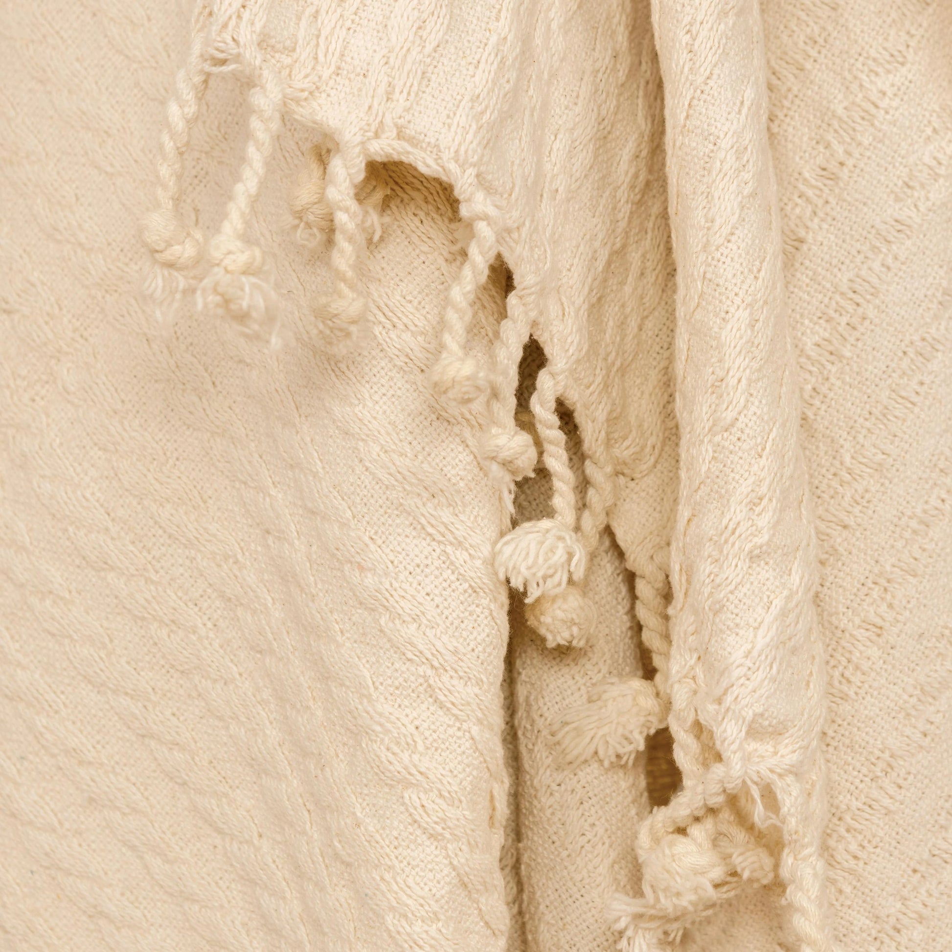 Groveland Throw by HedgeApple Essentials. Made from cotton in a modern style.