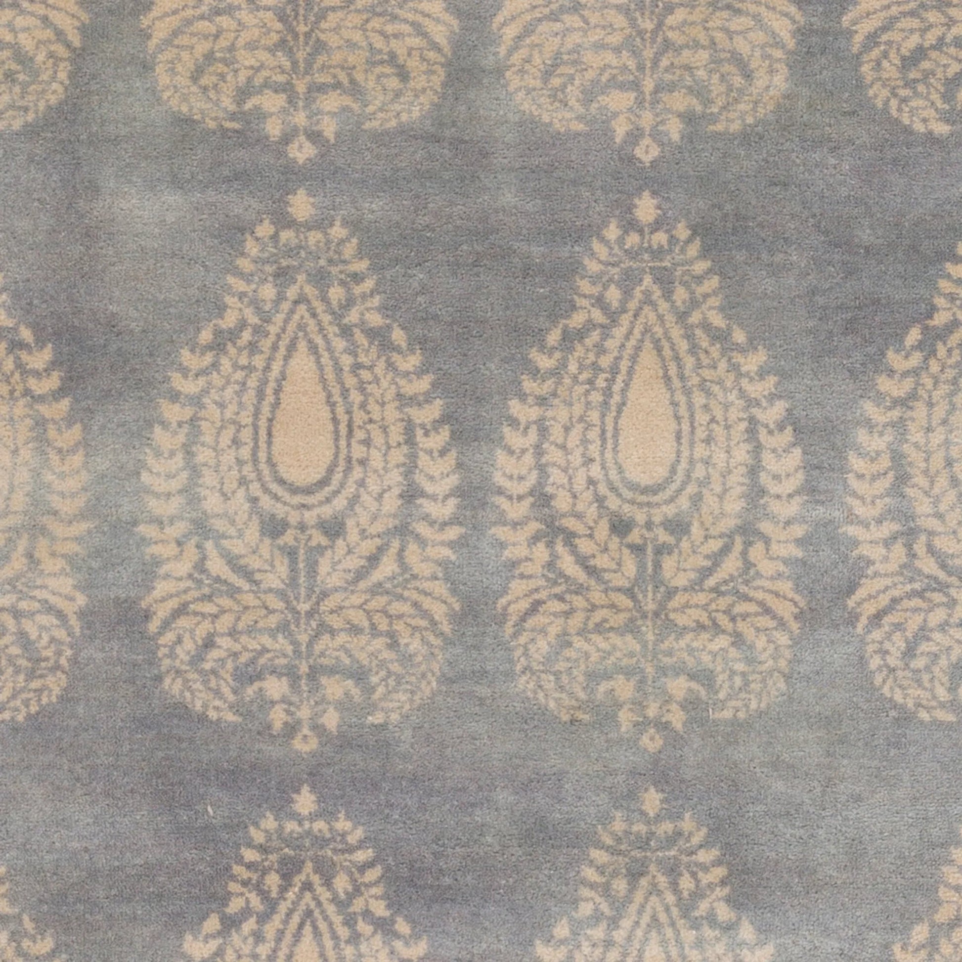 Thompson THP-1002 Indoor/Outdoor Rug by Surya in gray, taupe. Made from 100% wool in a unique style.