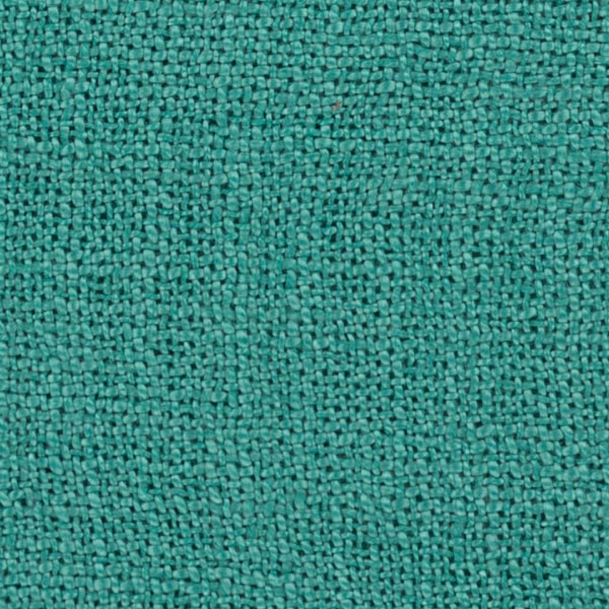 Tilda - 12941 by Livabliss. Made from 100% acrylic in a traditional style.