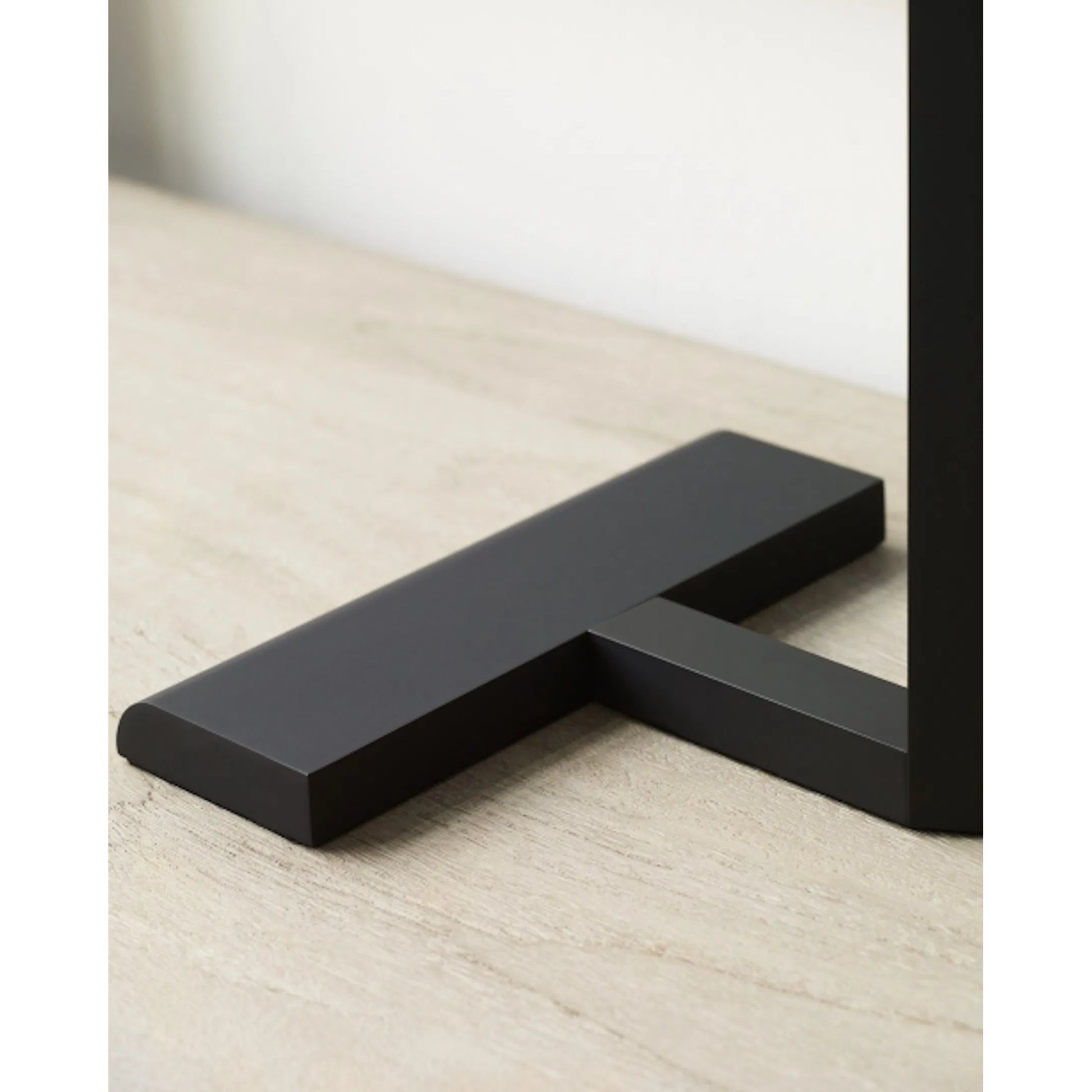 Dessau 16 Table Lamp by Visual Comfort & Co.. Made from aluminum in a unique style.