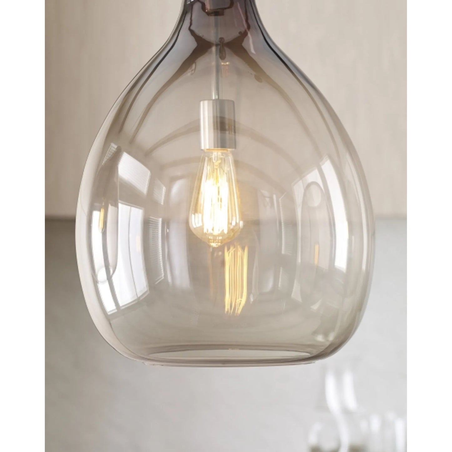 006 SR-808012,SR-808014 | Closeup | Quinton Pendant by Tech Lighting. Made from glass in a cottage & farmhouse style.