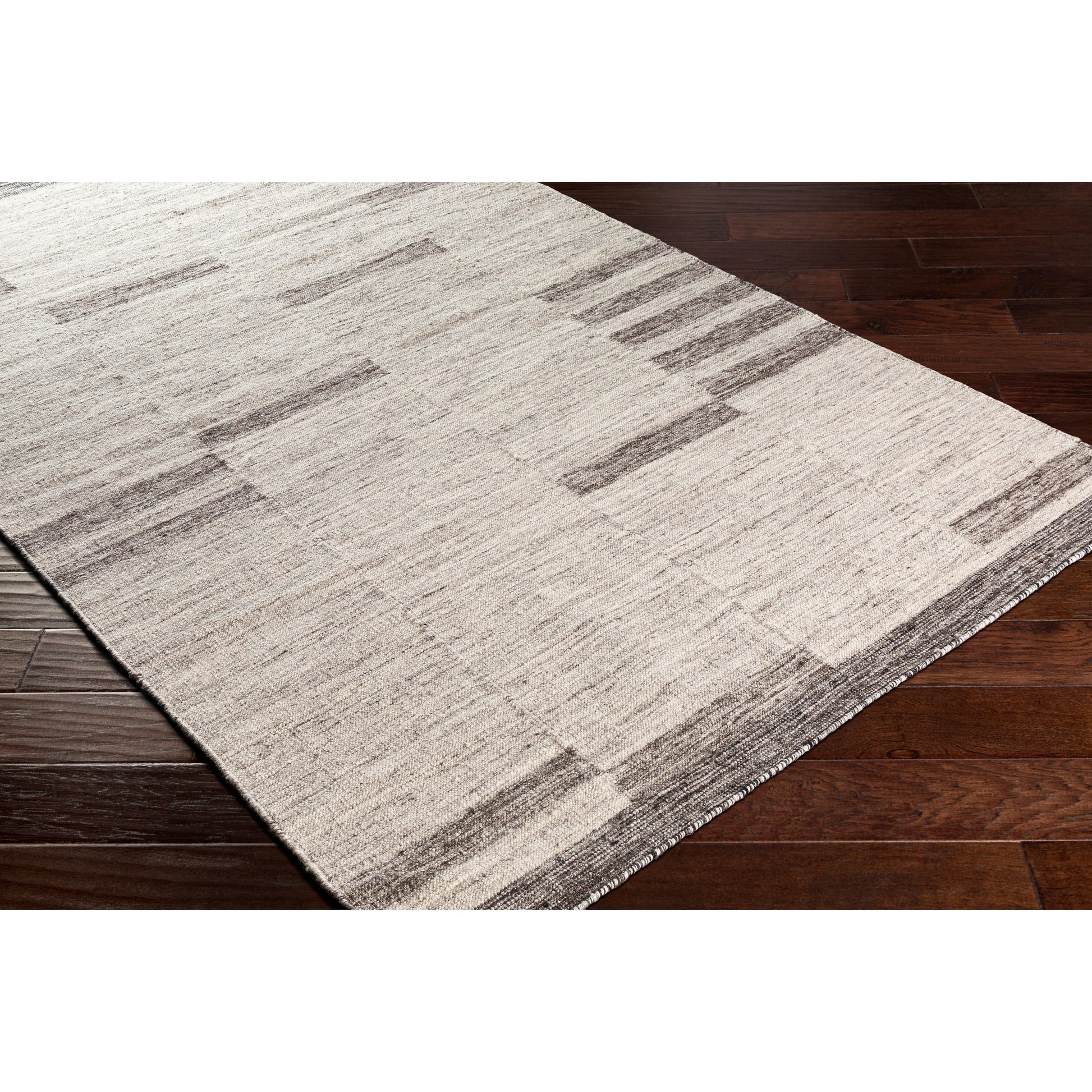 Tamaris TMI-2302 Rug by Surya. Made from 60% wool, 40% viscose in a unique style.