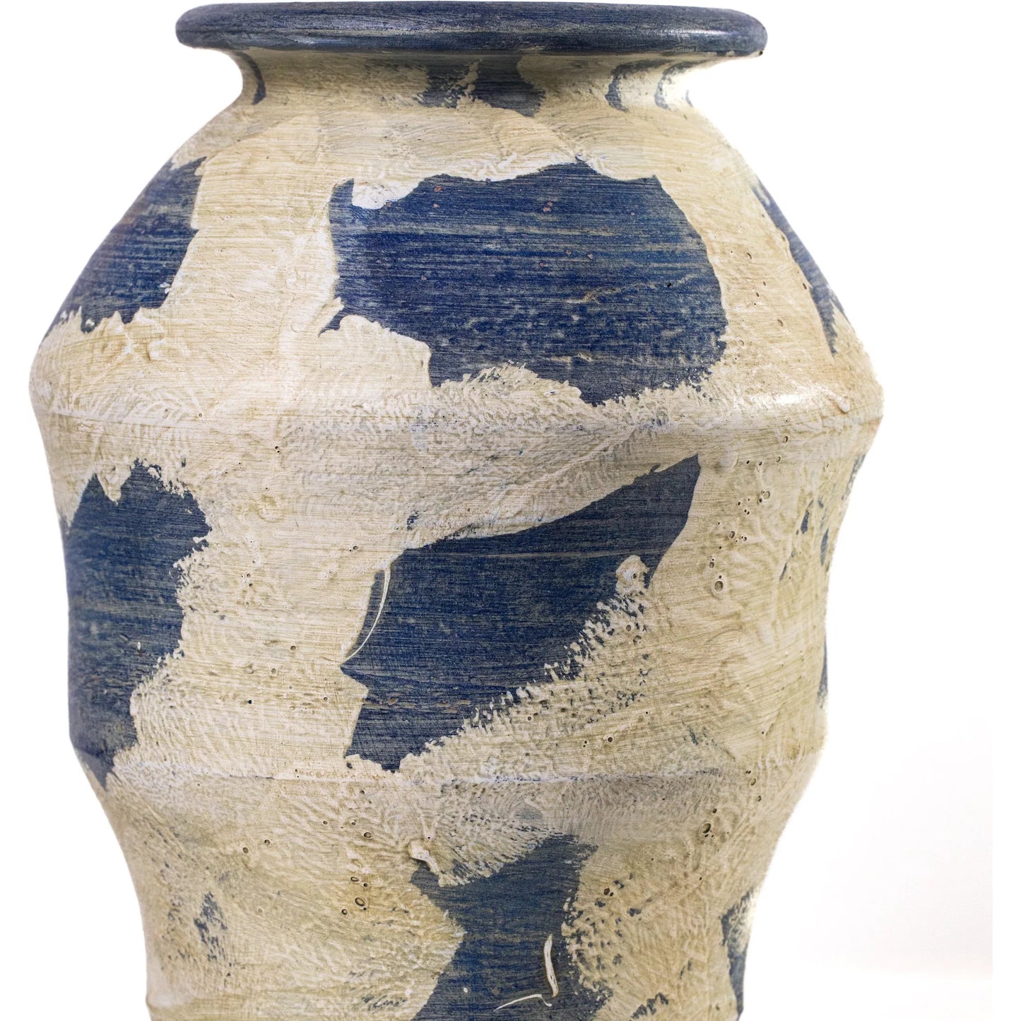 000 SI-2527464 | Closeup | Visha Blue Vase by TOV Furniture in cream. Made from terracotta in a unique style.
