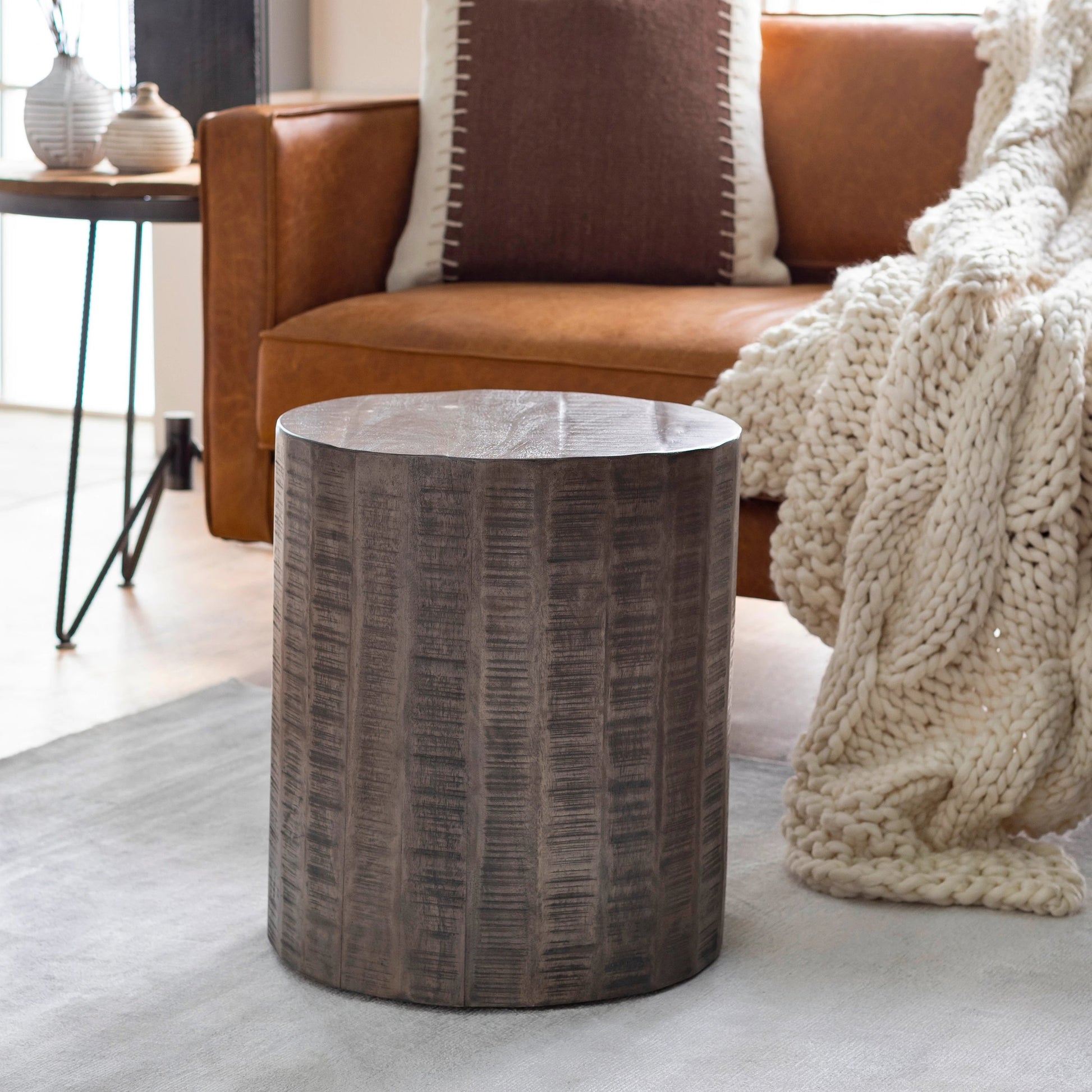 Troyes - 26120 by Livabliss in lacqueredlacquered. Made from top: wood, base: wood in a modern style.