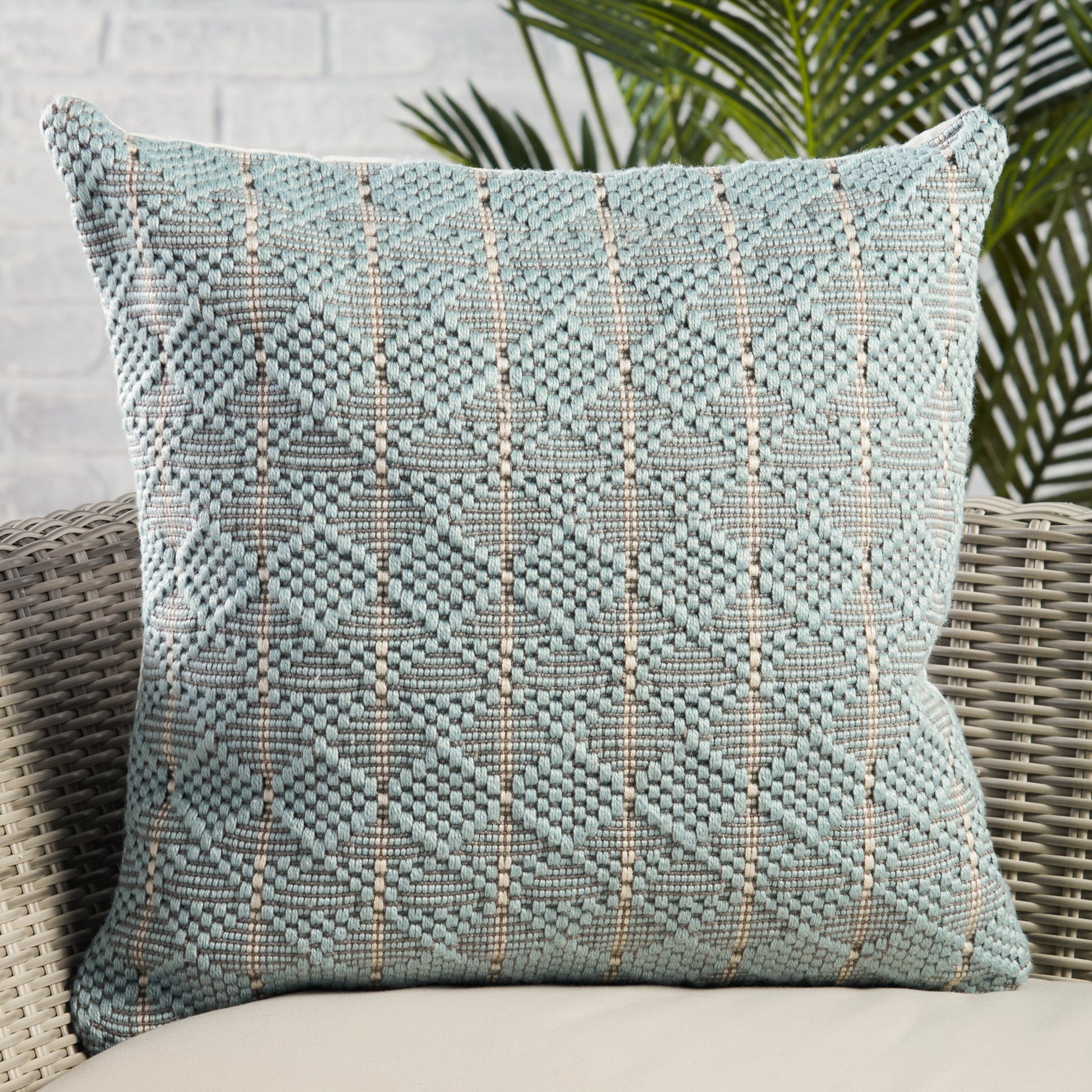 Torren TOR01 Pillow by Jaipur Living in light blue, gray. Made from 100% polyester in a modern style.