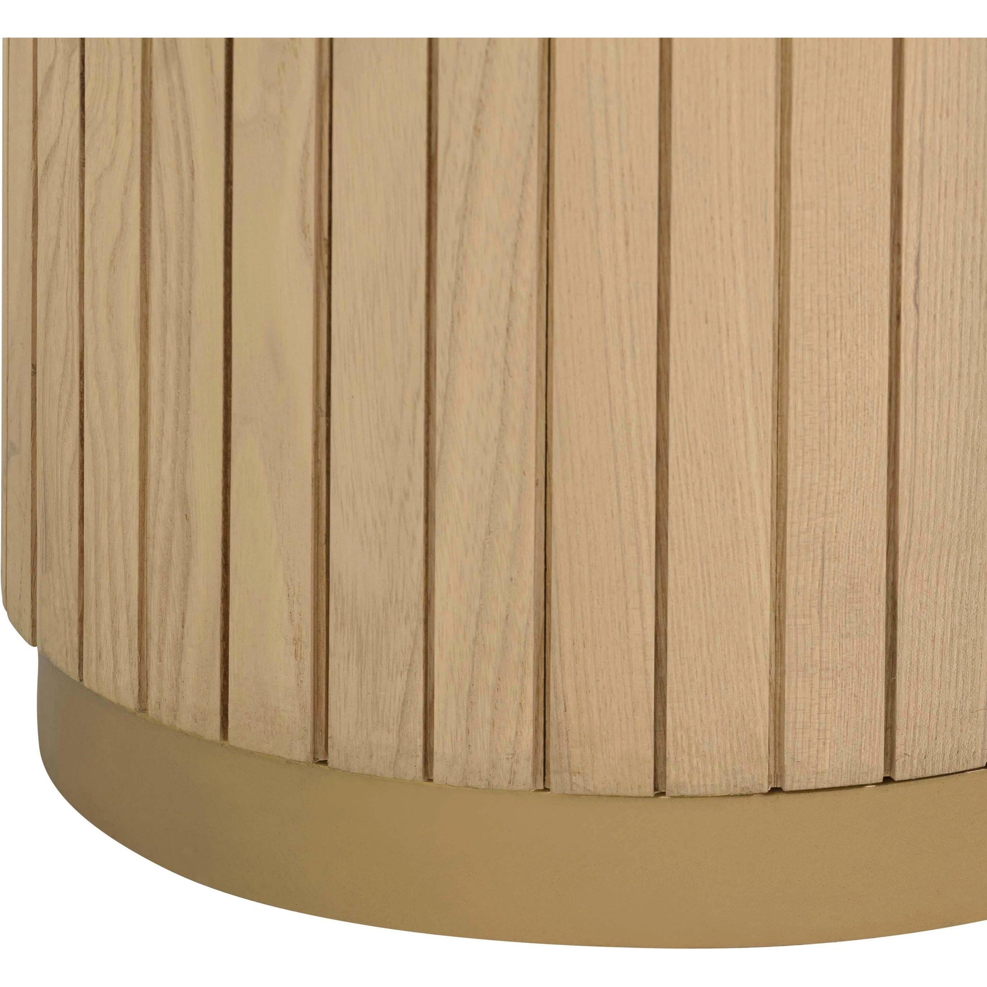 Chelsea Entry Table by TOV Furniture. Made from mdf, metal, oak, oak veneer in a modern style.