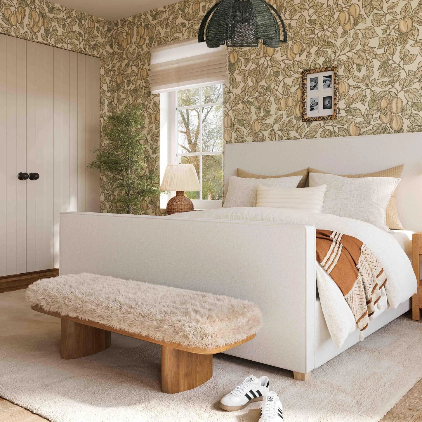 020 SI-2439971 | Lifestyle | Ollie Straight Vegan Shearling Bench by TOV Furniture. Made from ash wood, faux shearling in a transitional style.