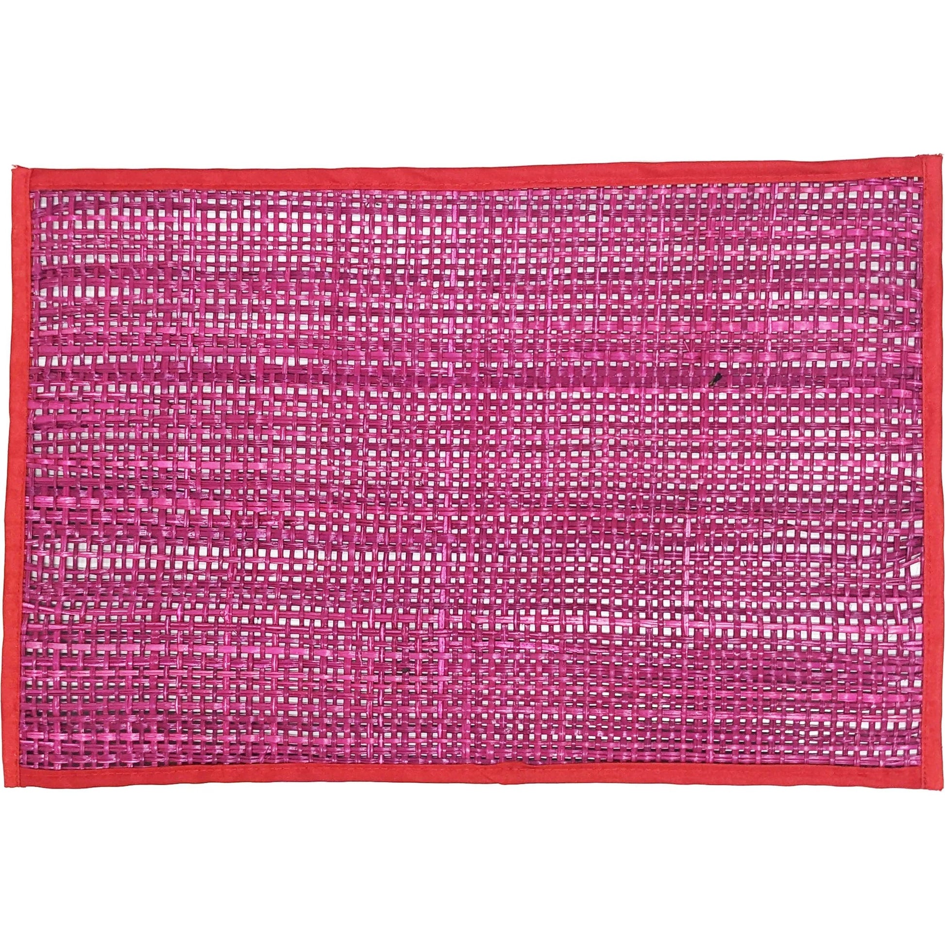 Peele Seagrass Placemat (Set of 4) by TOV Furniture. Made from seagrass in a eclectic & global style.