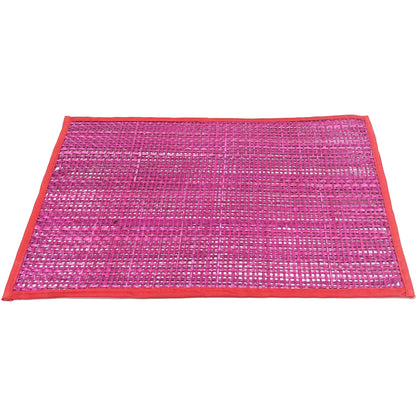 Peele Seagrass Placemat (Set of 4) by TOV Furniture. Made from seagrass in a eclectic & global style.