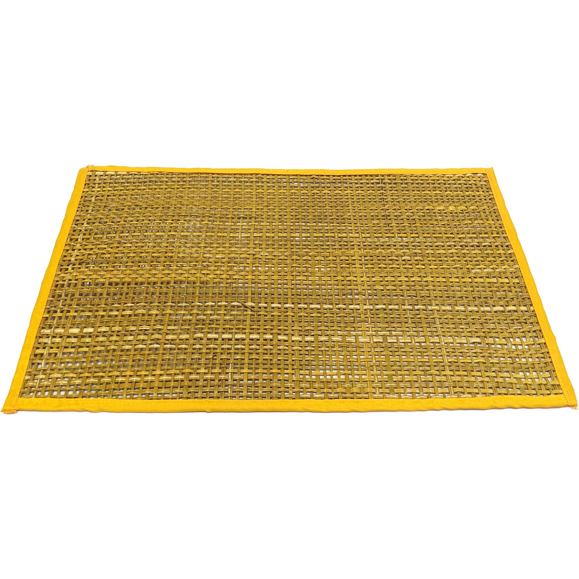 Peele Seagrass Placemat (Set of 4) by TOV Furniture. Made from seagrass in a eclectic & global style.
