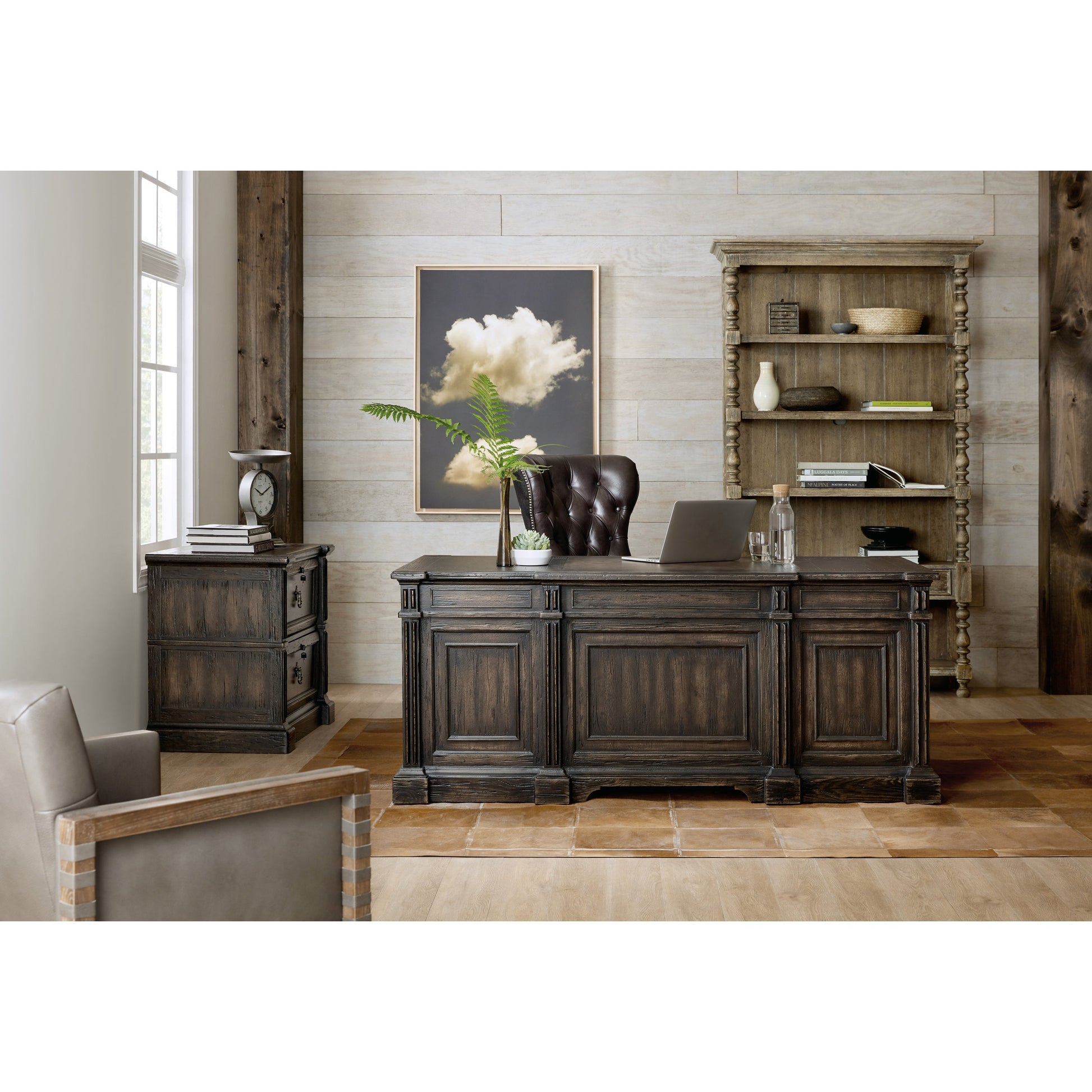 La Grange San Felipe Executive Desk by Hooker Furniture in dark antiqued hickory. Made from pecky hickory veneer, leather, solid-wood edge top in a unique style.