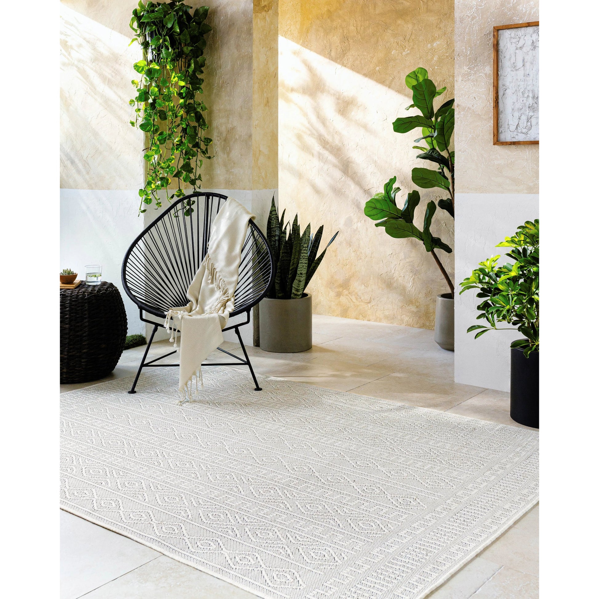 Terrace TRC-2300 Indoor/Outdoor Rug by Livabliss. Made from polypropylene in a unique style.
