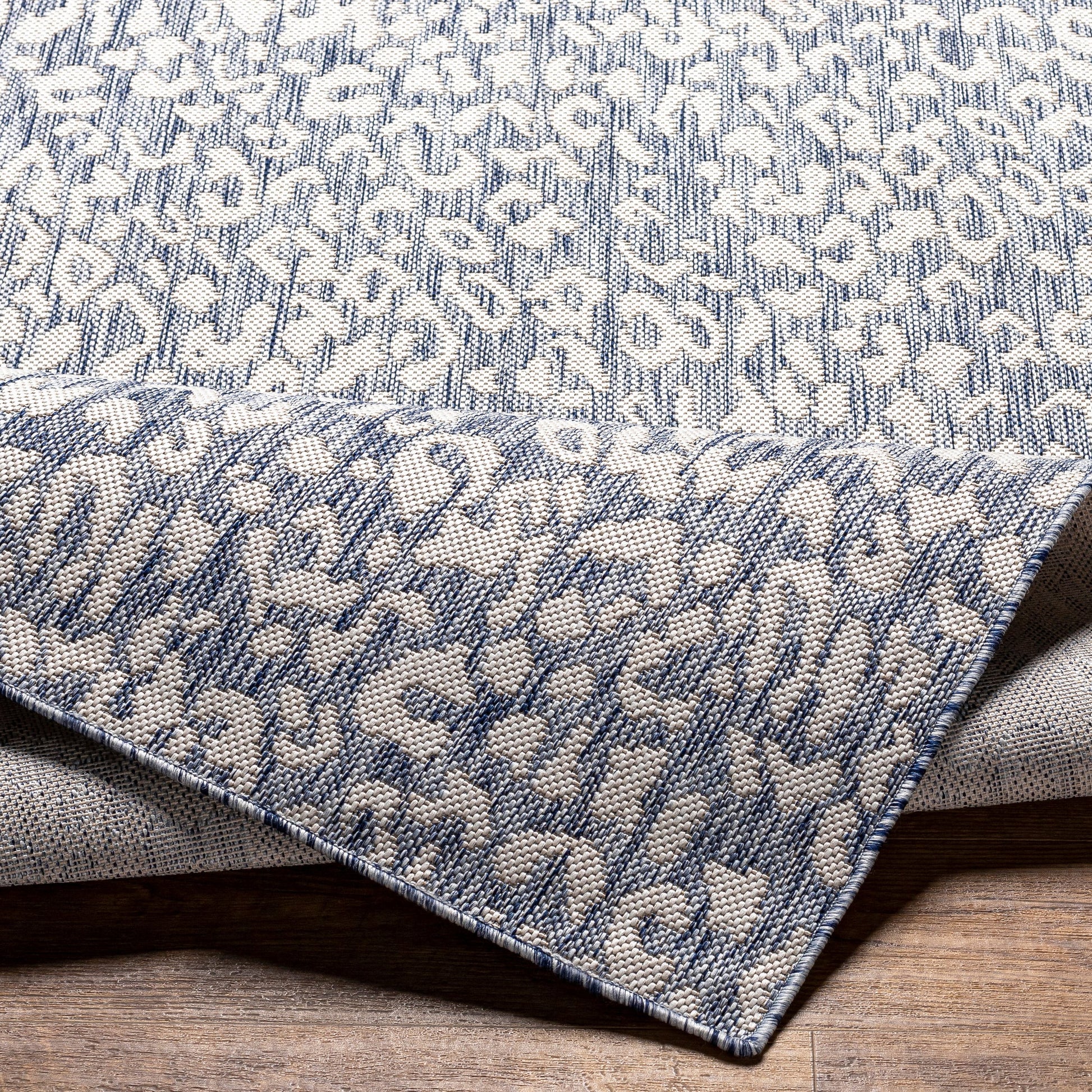Melbourne - 30959 by Surya. Made from 100% polypropylene in a modern style.