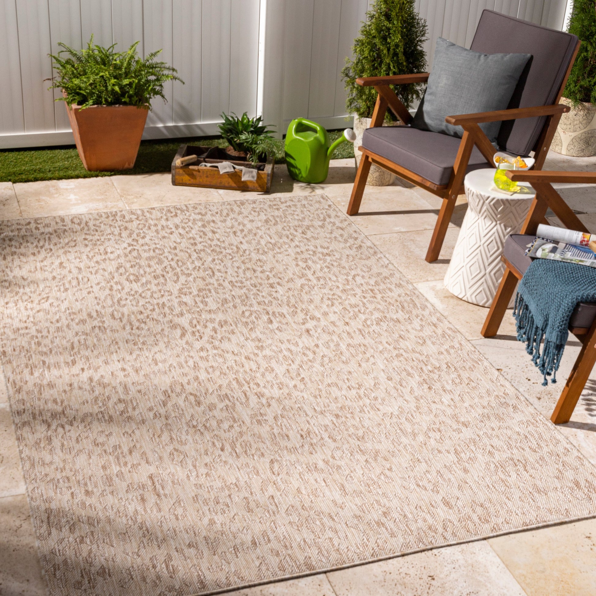Melbourne - 30959 by Surya. Made from 100% polypropylene in a modern style.