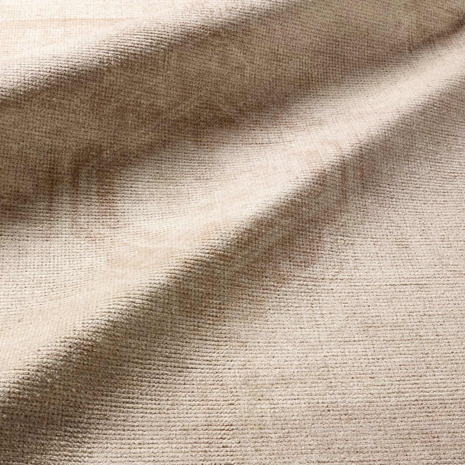 Tesorino By House Sprucing TRN01 Rug by Jaipur Living in tan, cream. Made from 100% pet yarn in a unique style.